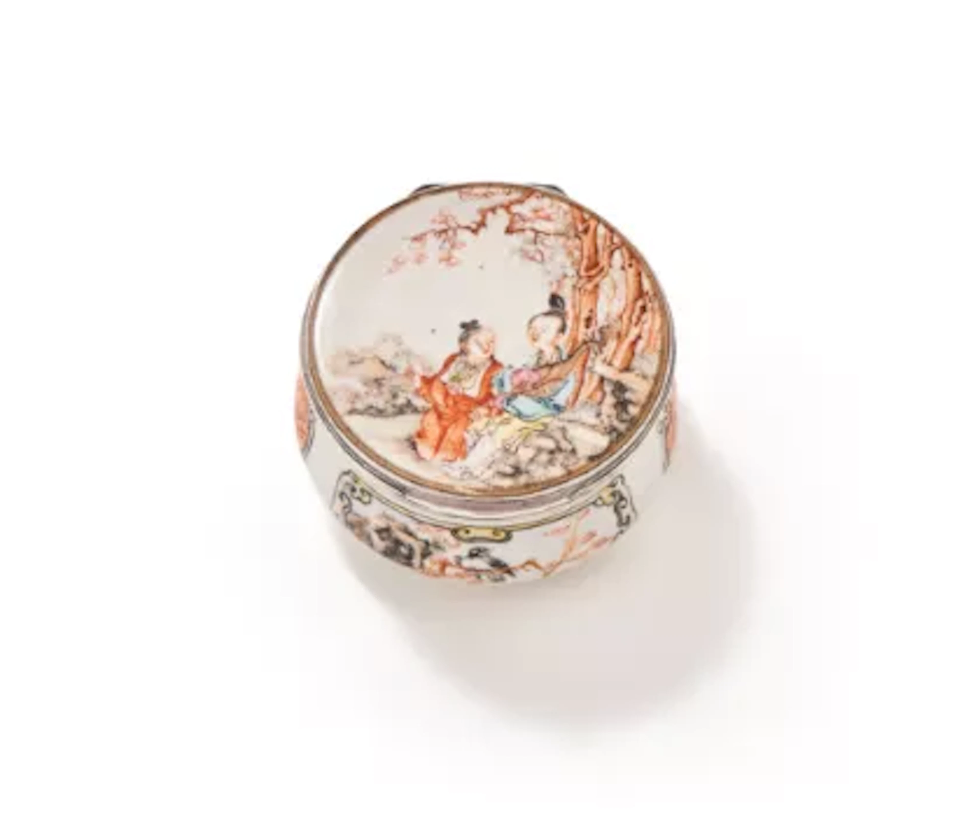 A Chinese Export silver-metal mounted soft-paste porcelain snuff box