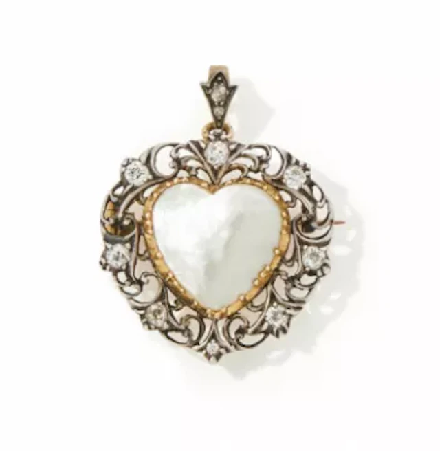Y CARLO & ARTHUR GIULIANO, A DIAMOND AND MOTHER-OF-PEARL HEART BROOCH/PENDANT