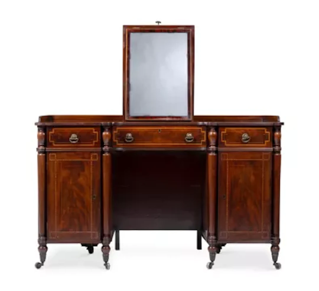 Y A REGENCY MAHOGANY AND TULIPWOOD CROSSBANDED DRESSING TABLE, ATTRIBUTED