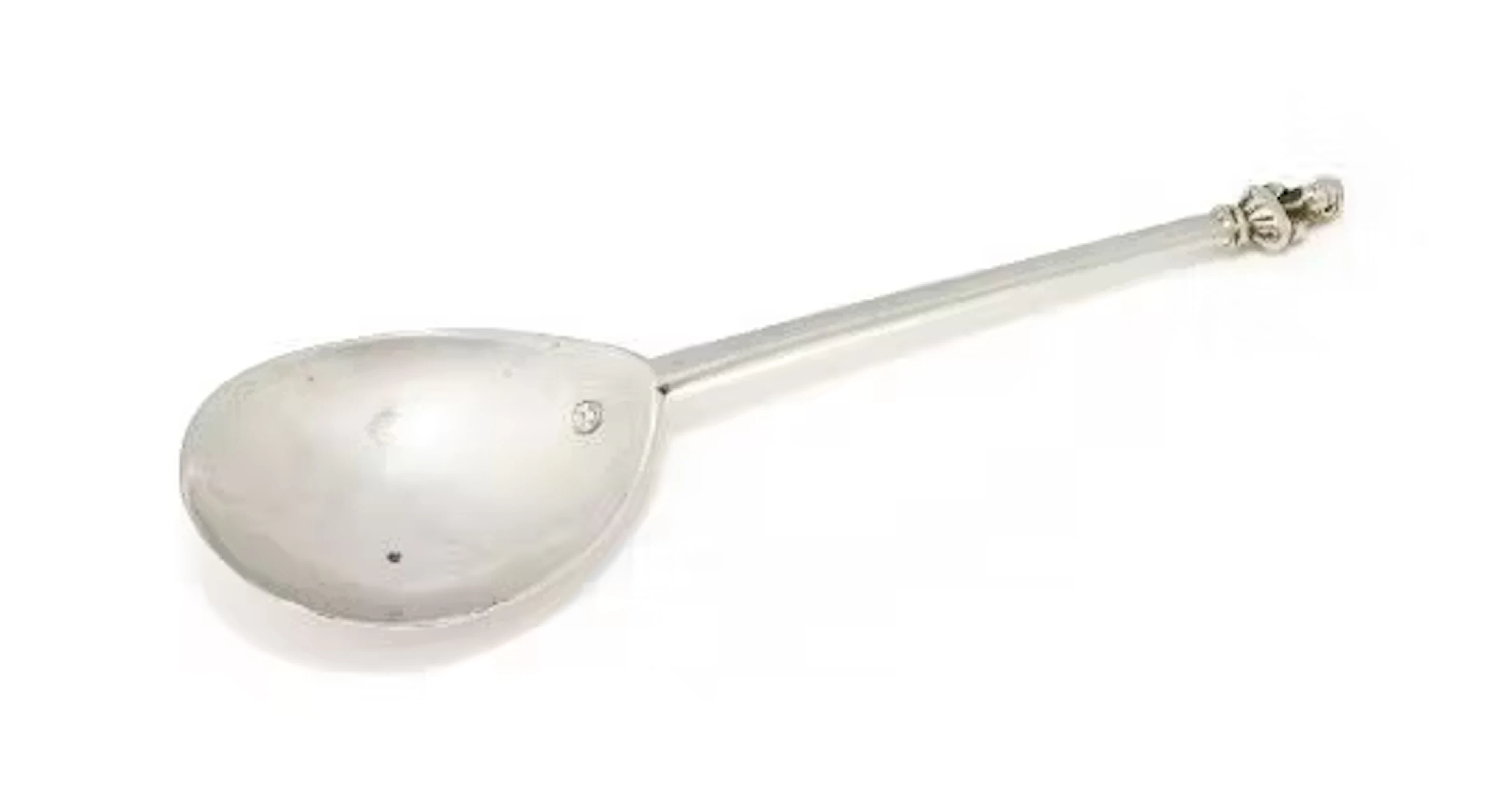 AN ELIZABETH I WEST COUNTRY SILVER MAIDENHEAD SPOON