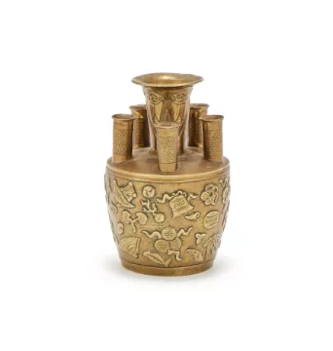 A Chinese bronze 'Six tubes' vase, 17th or 18th century