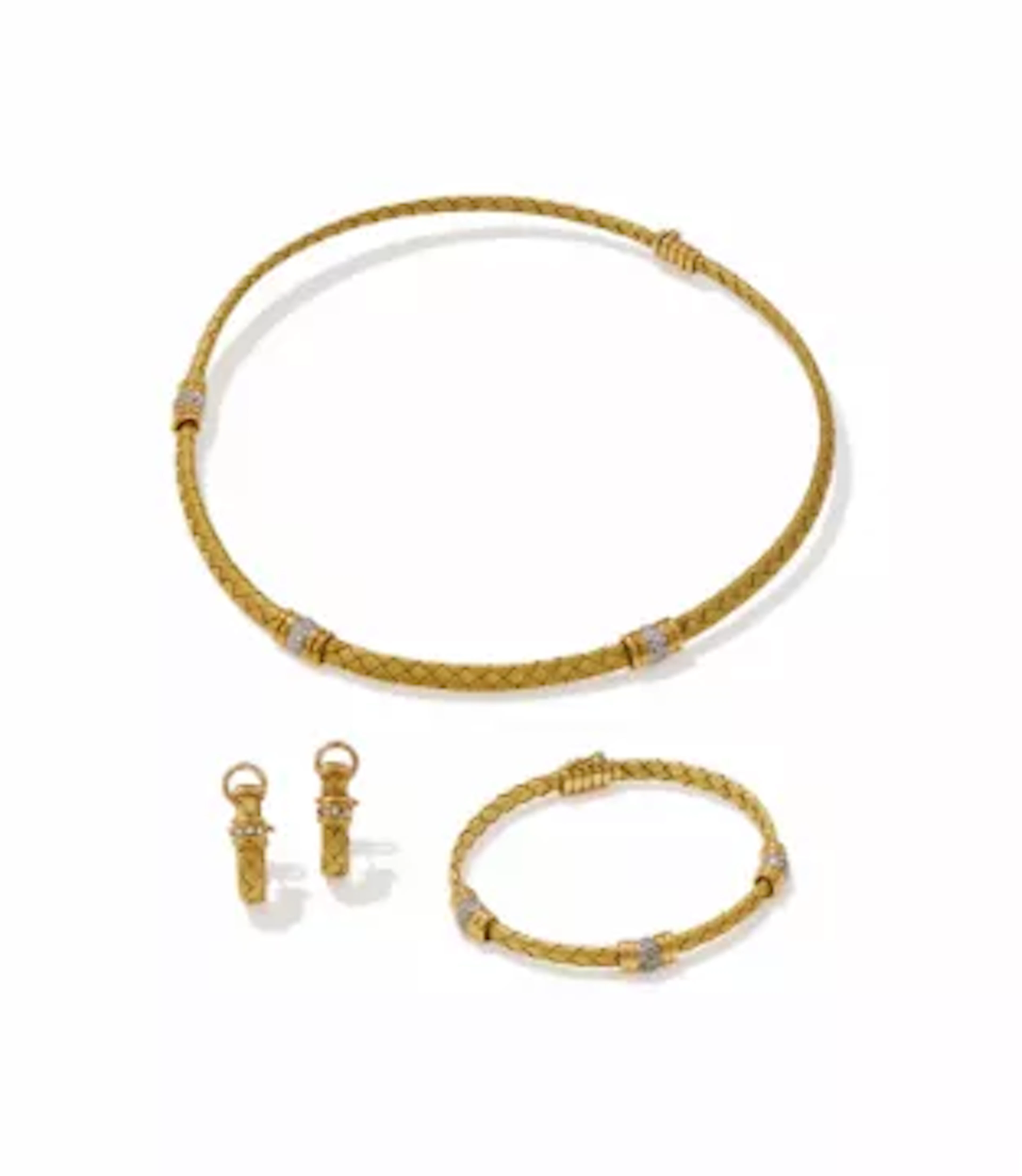 A DIAMOND SET NECKLACE, BRACELET AND EARRING SUITE