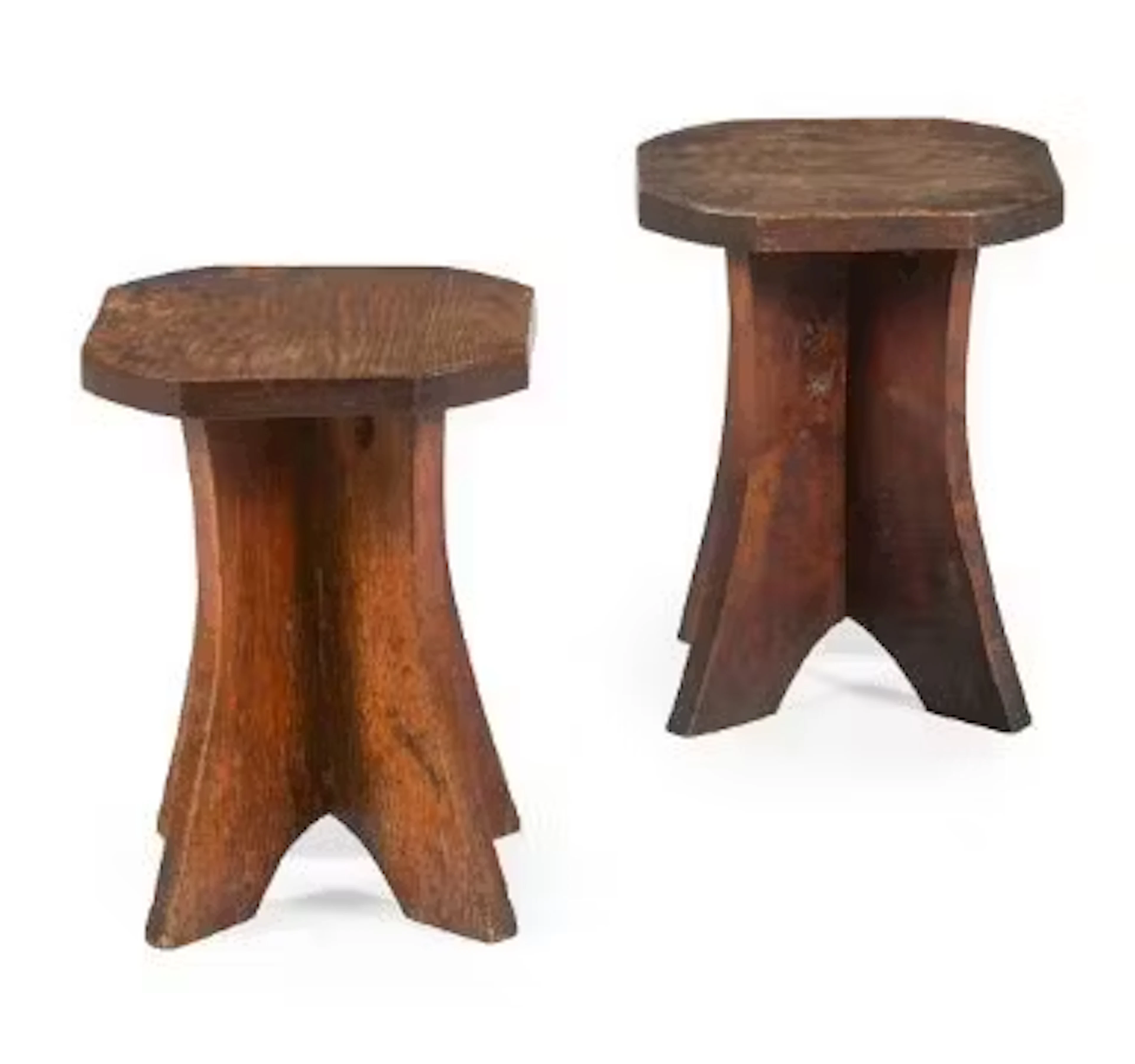 A PAIR OF ARTS AND CRAFTS OAK STOOLS, CIRCA 1900