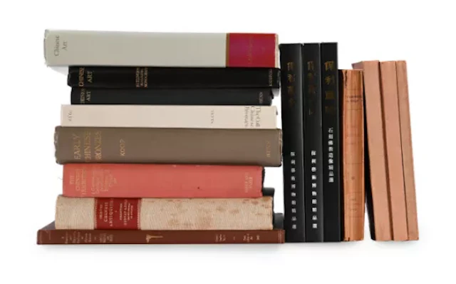Ɵ The Chinese Exhibition: A Commemorative Catalogue, International