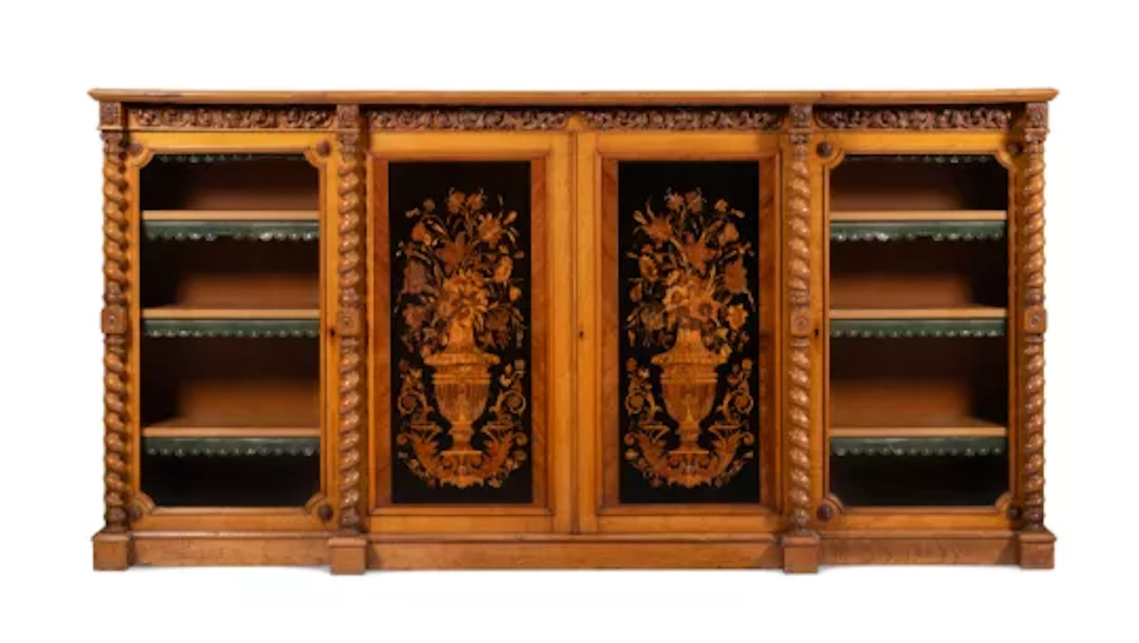 Y A VICTORIAN GOLDEN OAK AND MARQUETRY INLAID SIDE CABINET, 19TH CENTURY
