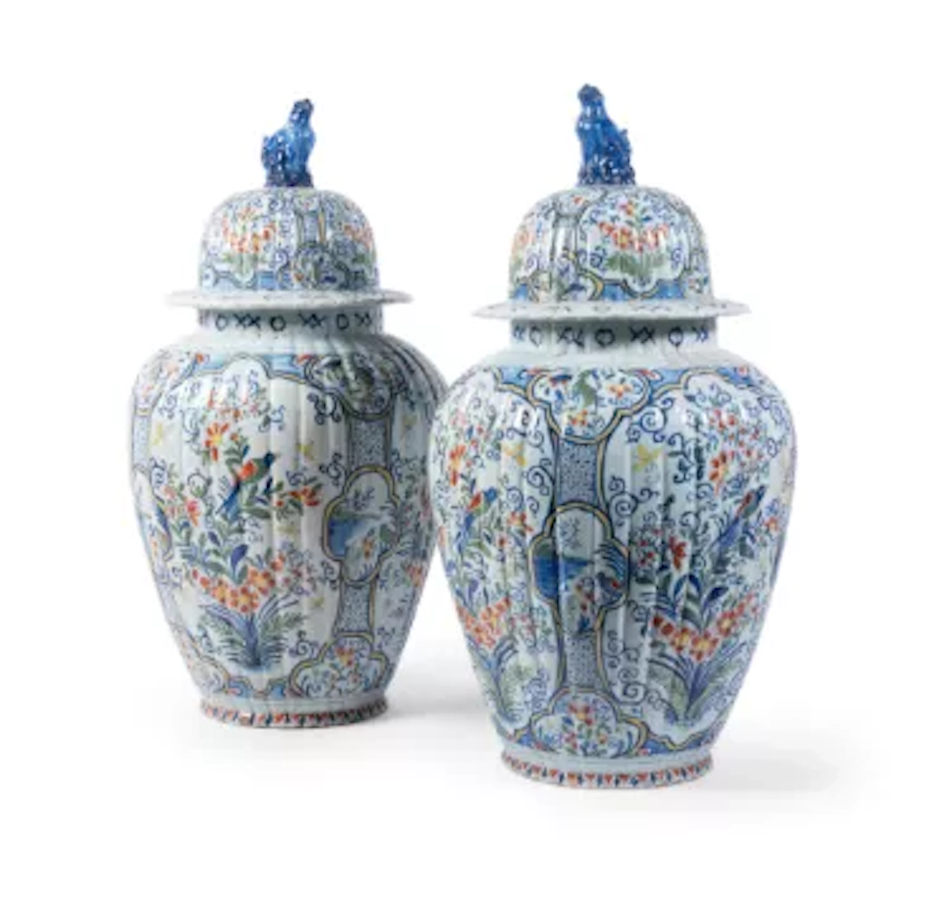 A PAIR OF DUTCH DELFT POLYCHROME VASES AND DOMED COVERS, IN 18TH CENTURY