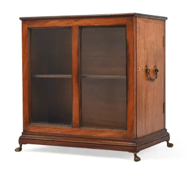 Y AN UNUSUAL GEORGE III MAHOGANY DOUBLE SIDED TABLE TOP COLLECTOR'S