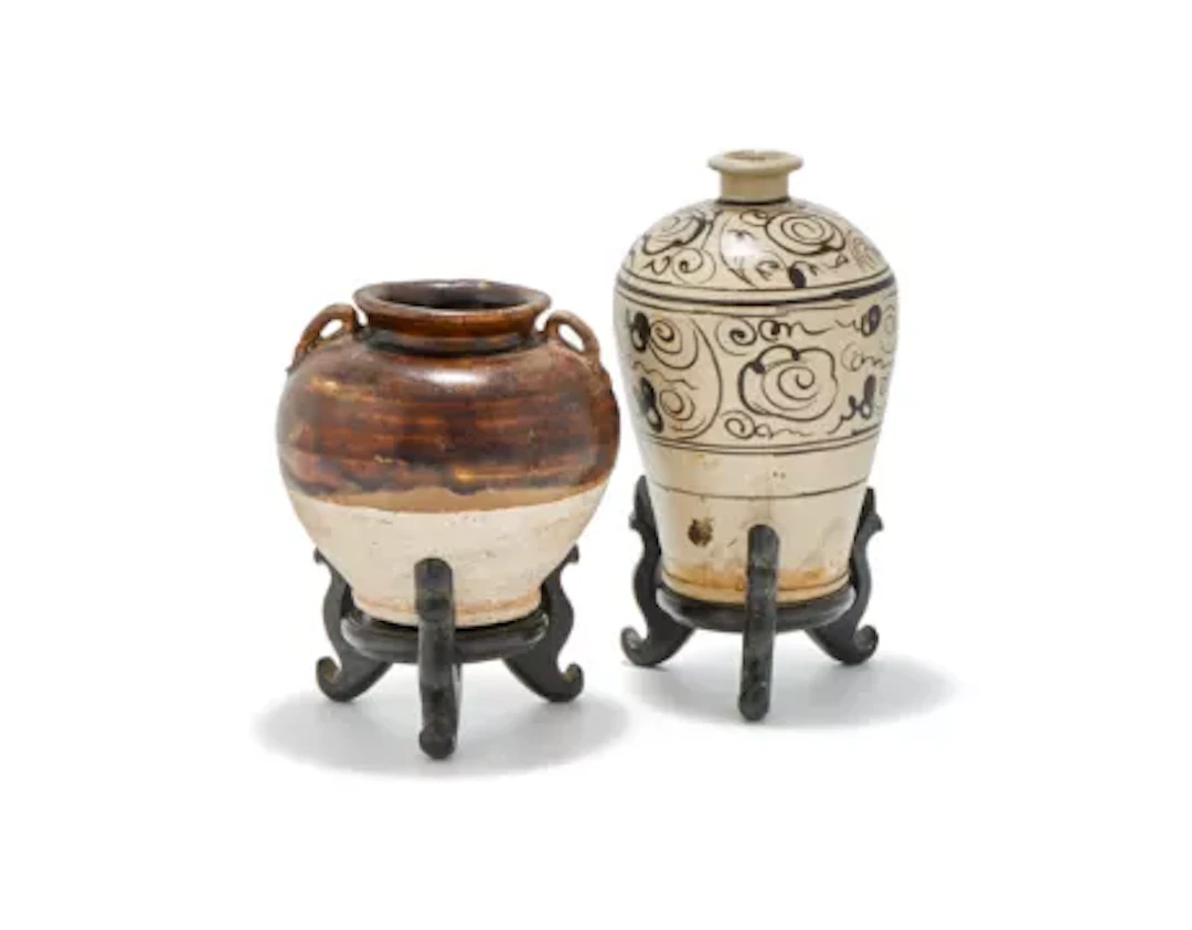 A small Chinese Cizhou-type meiping vase, Yuan Dynasty (1271-1368)