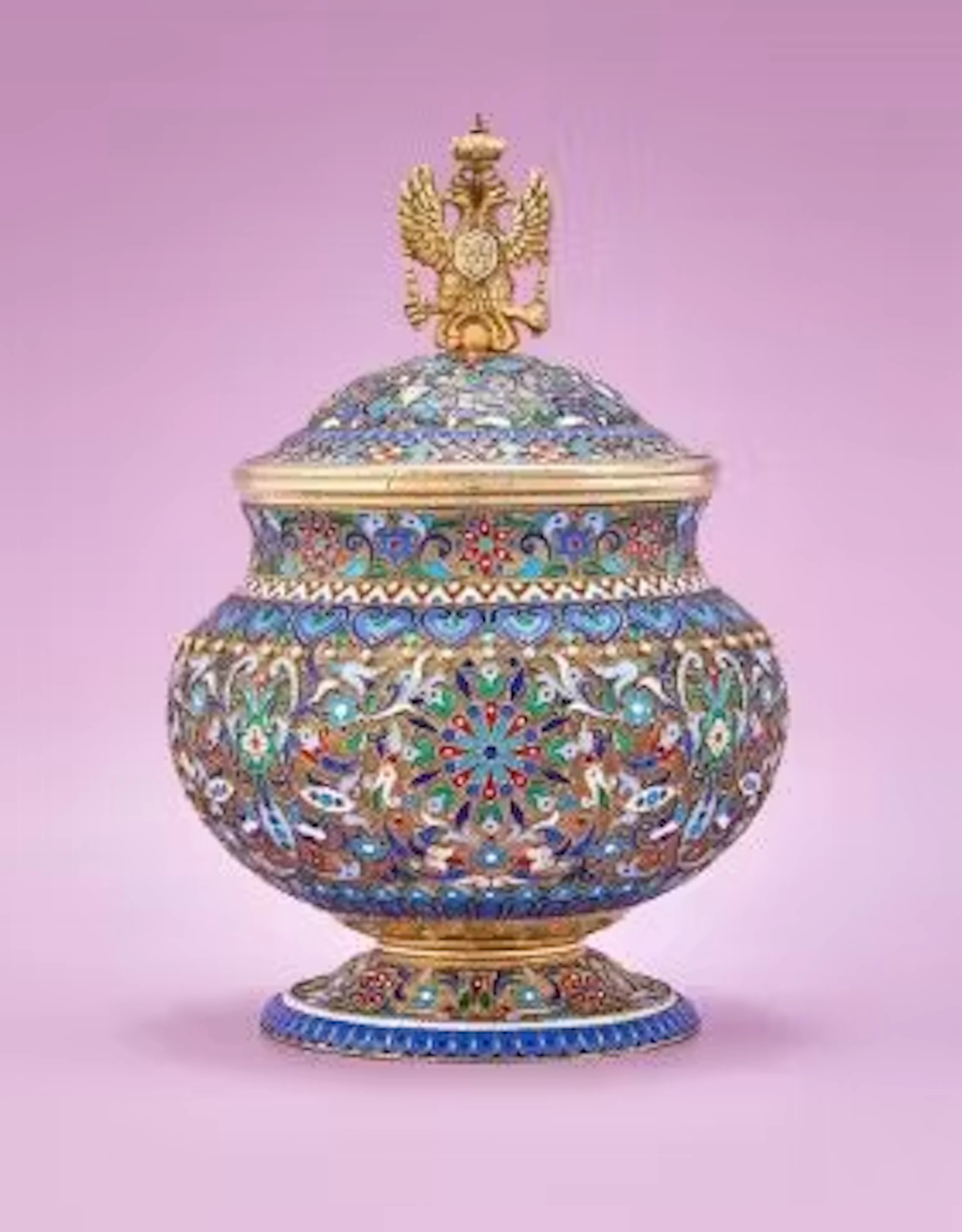 A RUSSIAN PARCEL GILT AND CLOISONNE ENAMEL PRESENTATION BOWL AND COVER