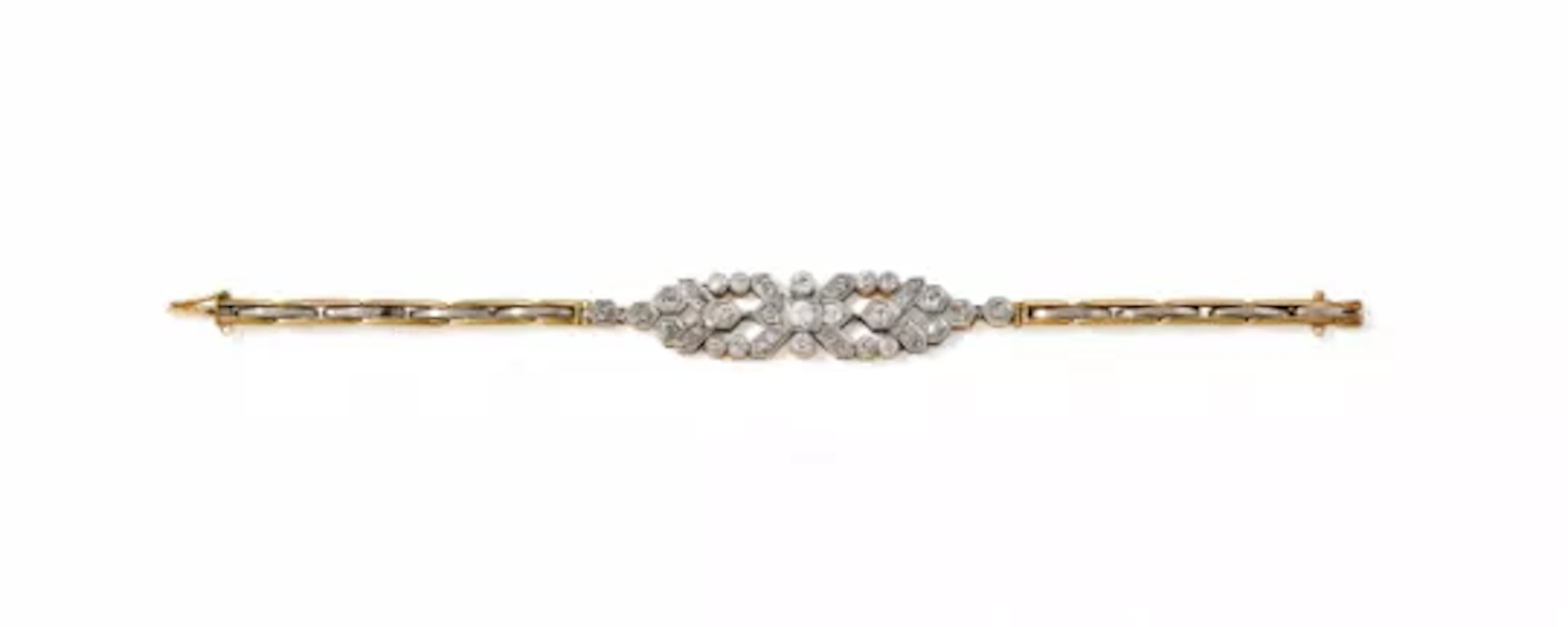 A MID 20TH CENTURY DIAMOND BRACELET