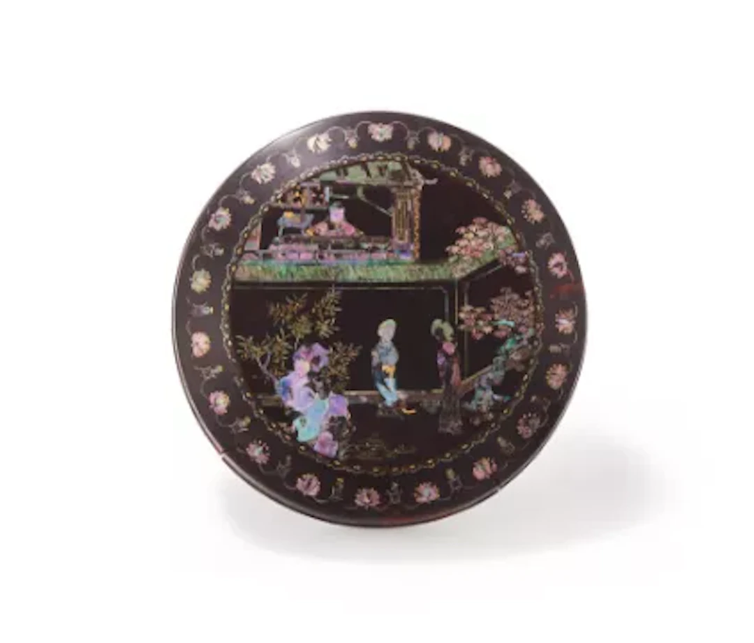 A Chinese 'Western Chamber' mother-of pearl inlaid box and cover