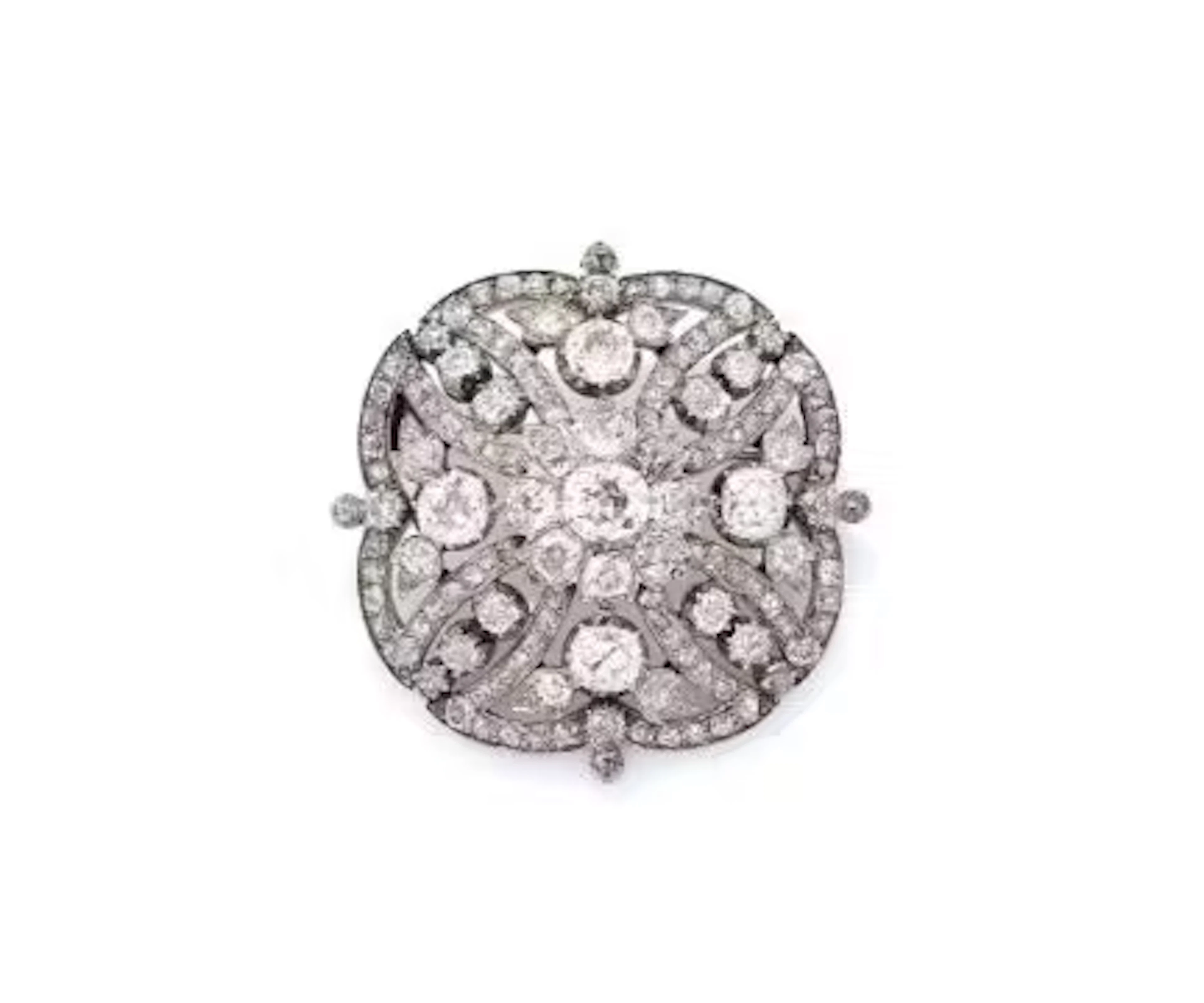 A LATE 19TH CENTURY DIAMOND BROOCH