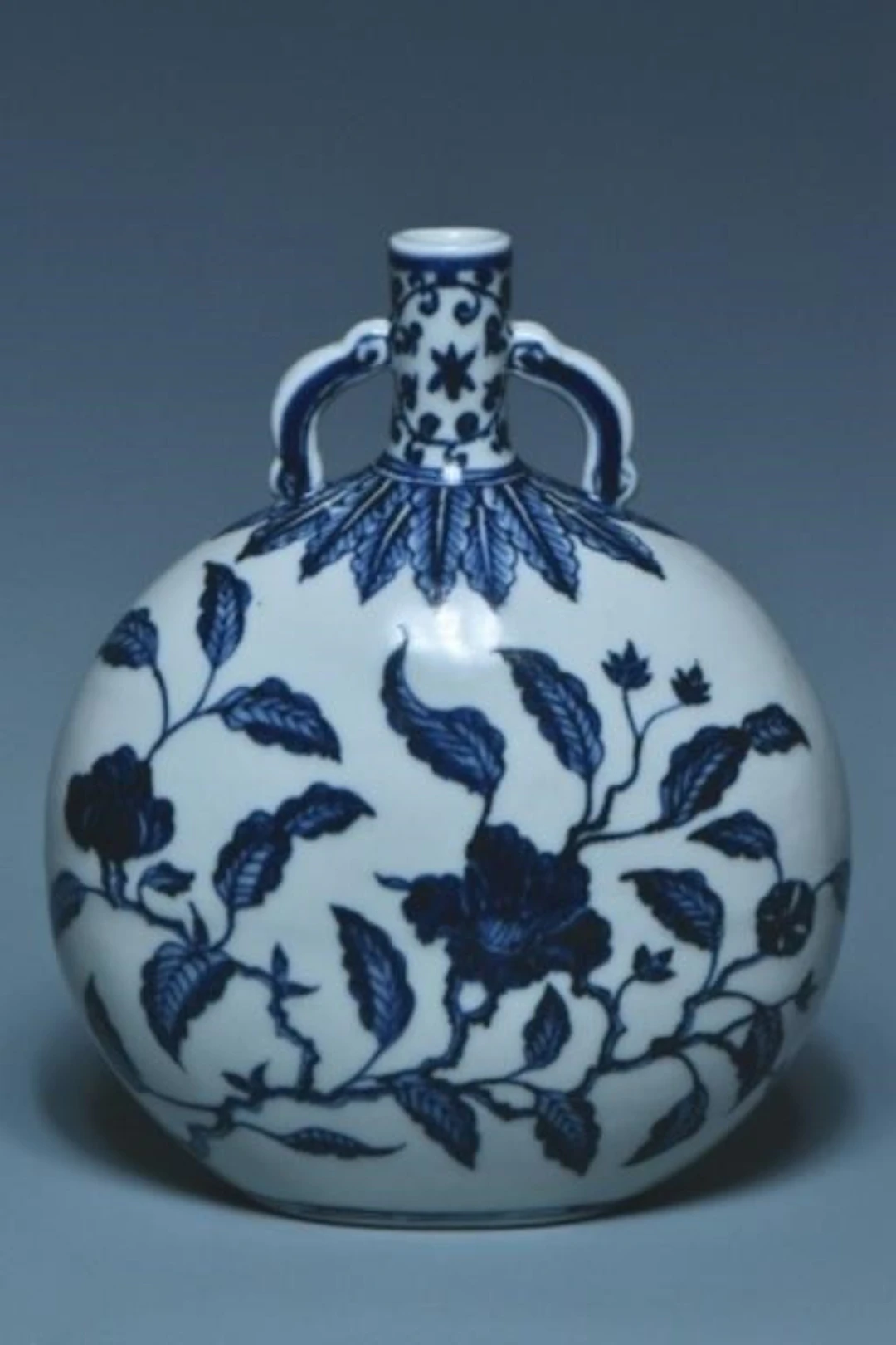 A MING BLUE AND WHITE MOON FLASK YONGLE PERIOD