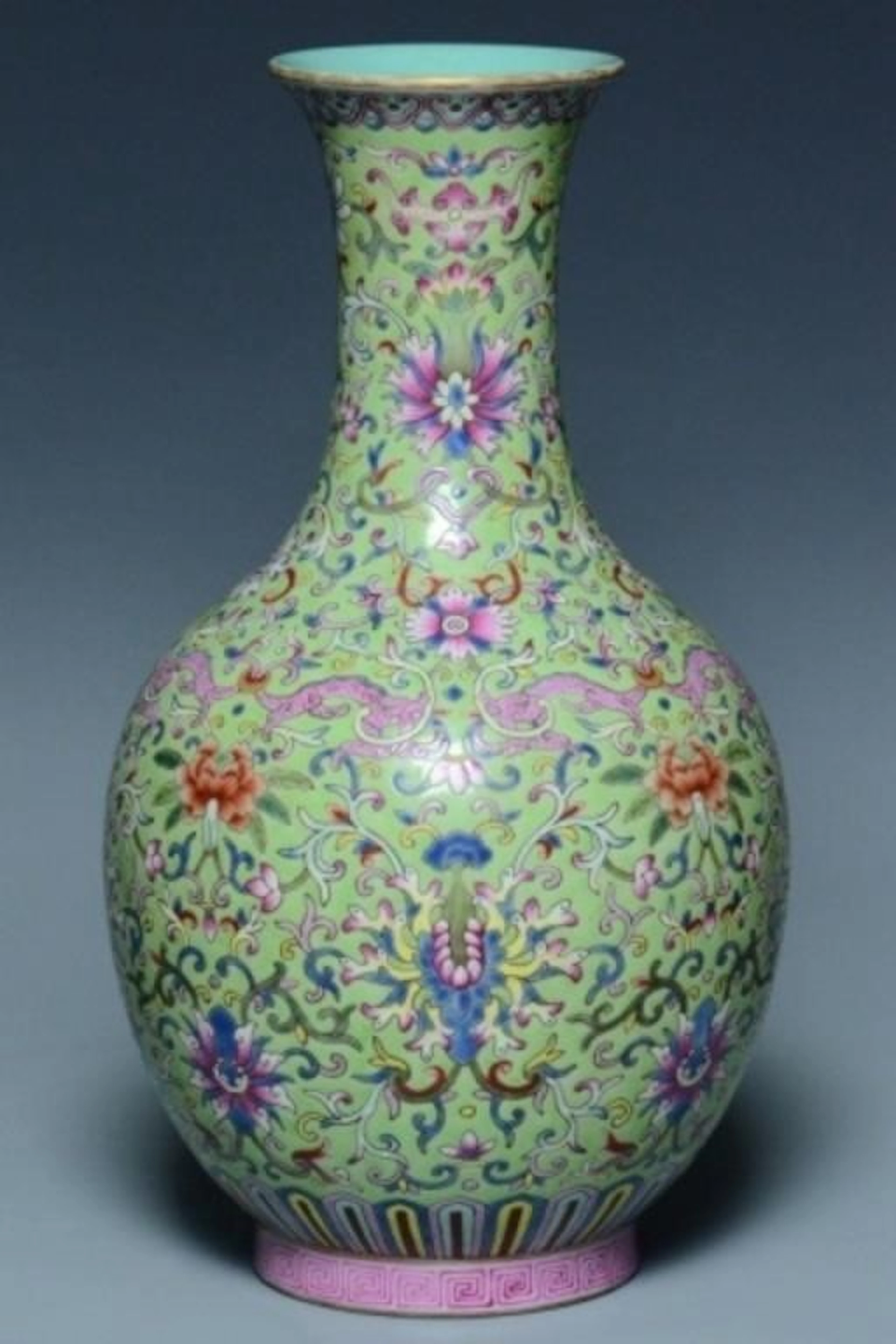 A FAMILLE ROSE VASE QIANLONG MARK AND PERIOD