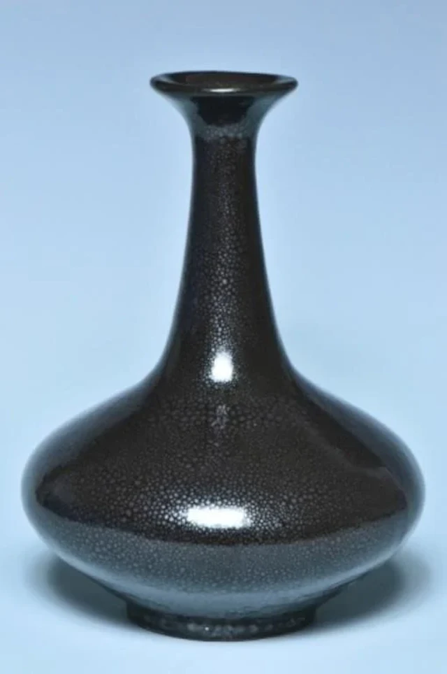 A SONG DYNASTY BLACK GLAZED OIL SPOT VASE