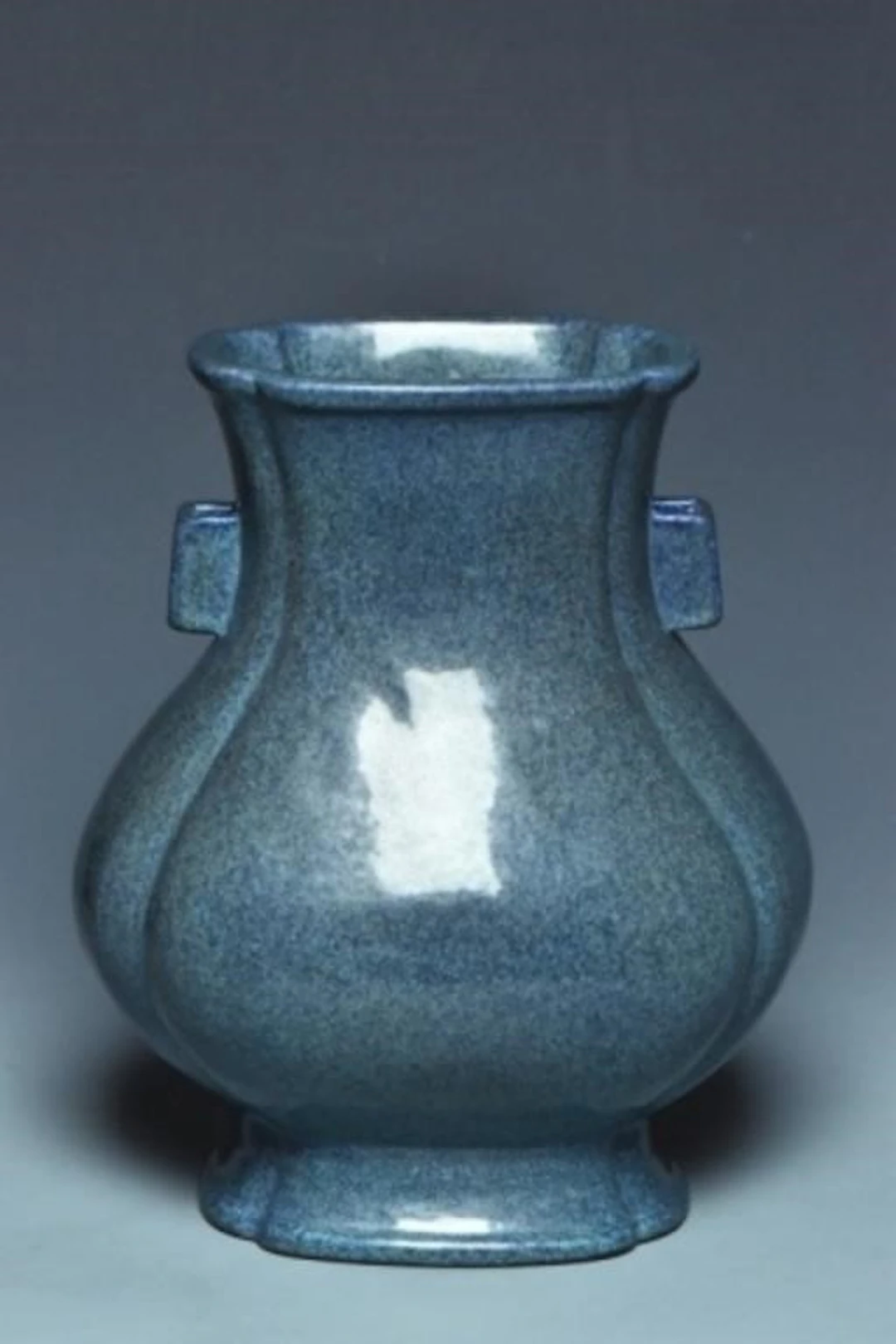 ROBIN'S EGG GLAZED VASE YONGZHENG MARK AND PERIOD