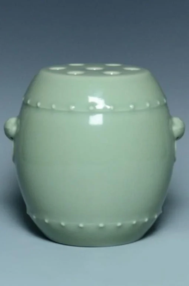 A CELADON DRUM-SHAPED VASE QIANLONG MARK & PERIOD