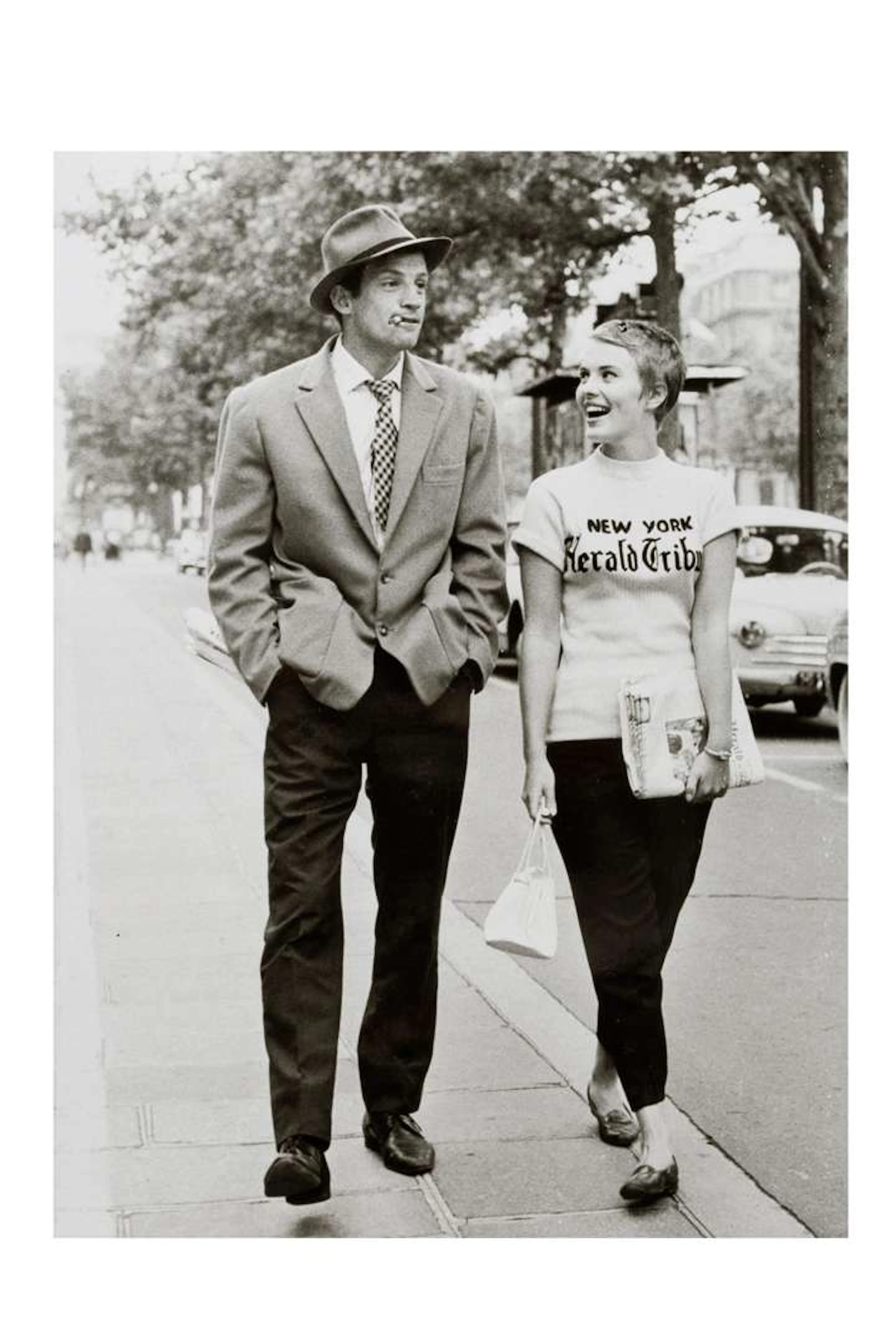 Raymond CAUCHETIER (1920–2021), Breathless, Jean-Luc Godard. Walking