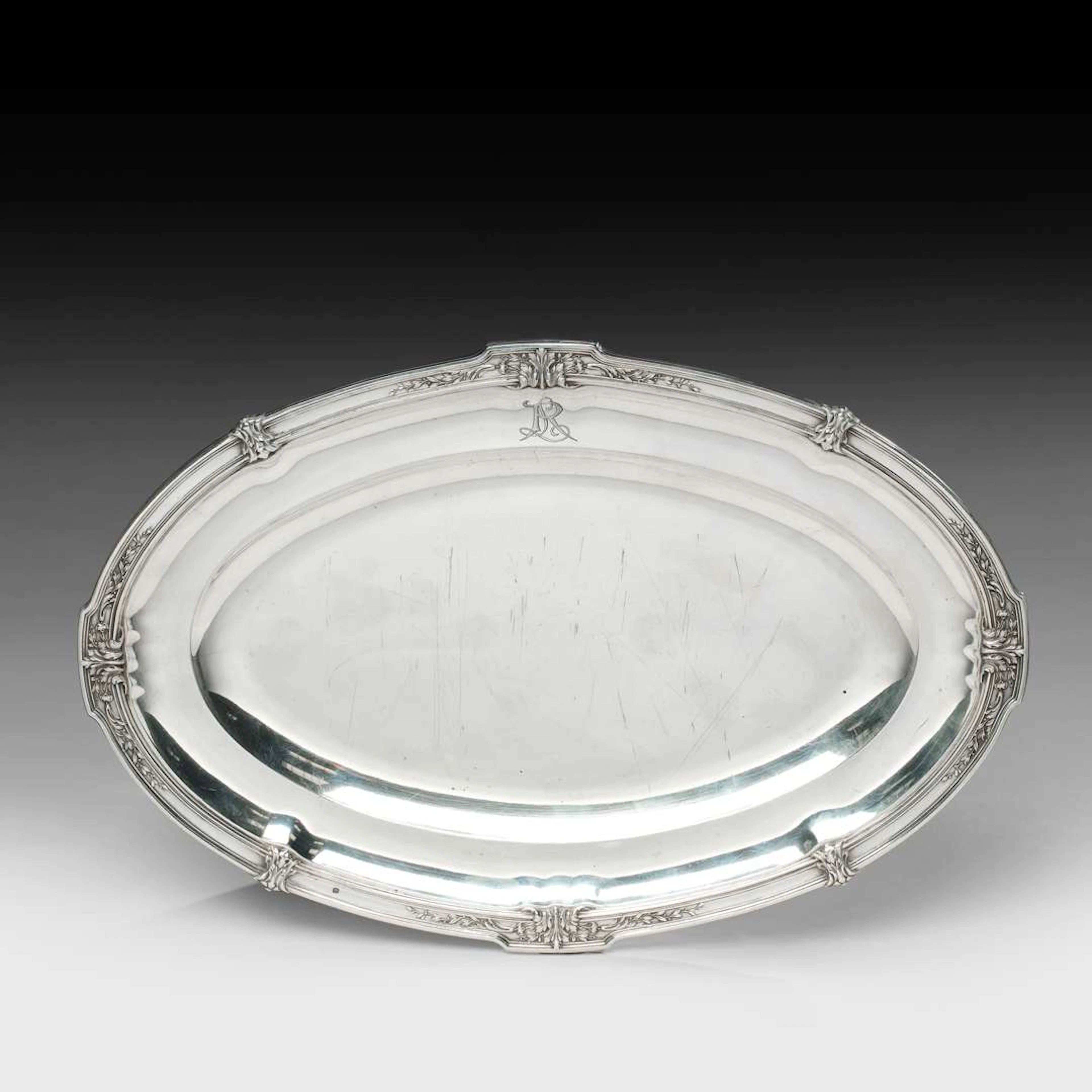 HÉNIN & CO., Oval silver dish