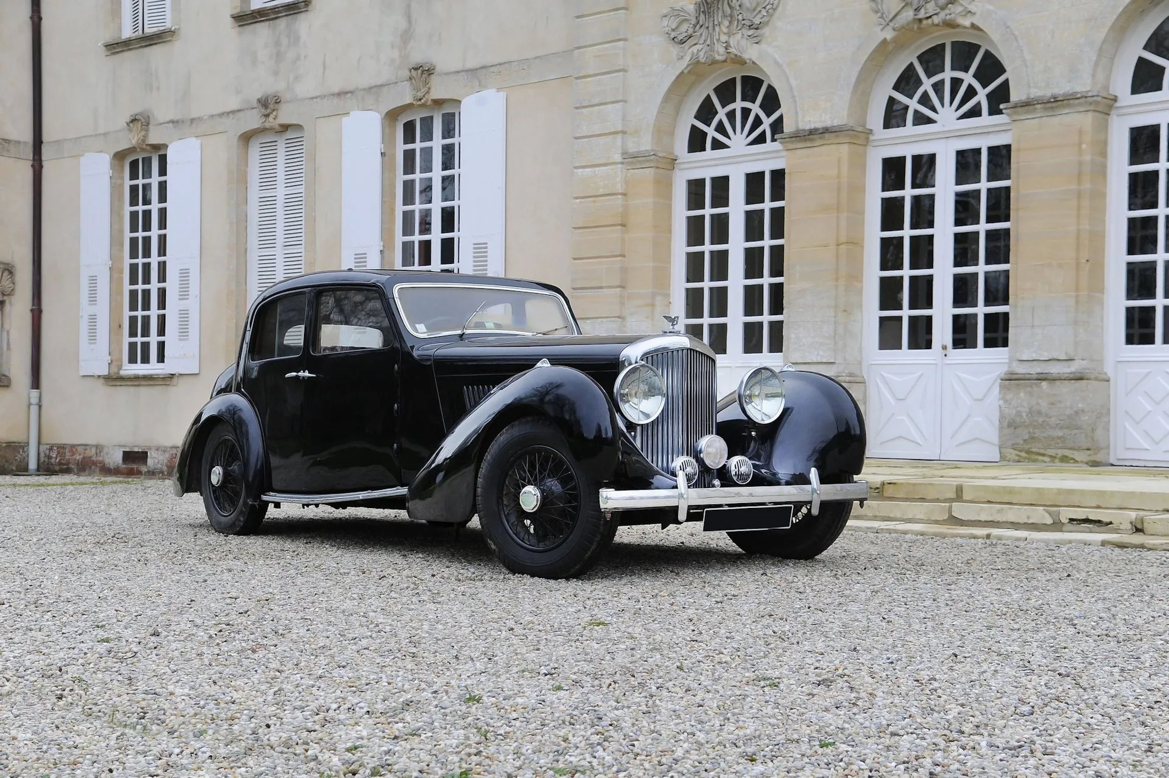 1938 - Bentley 4 ¼ Sports Saloon Vanvooren - Lot 76