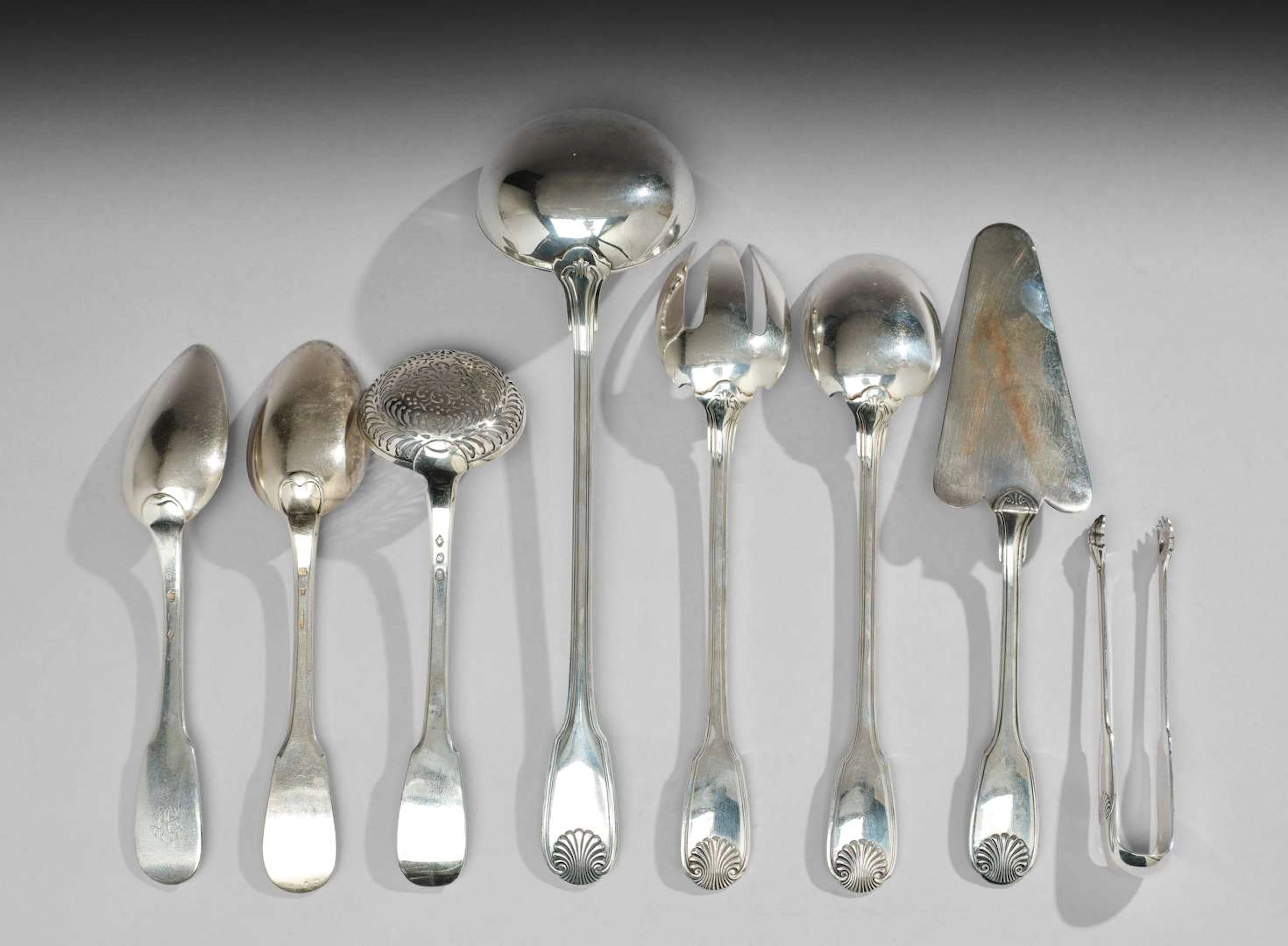 SERVE WITH A CHRISTOFLE CUTLERY SET