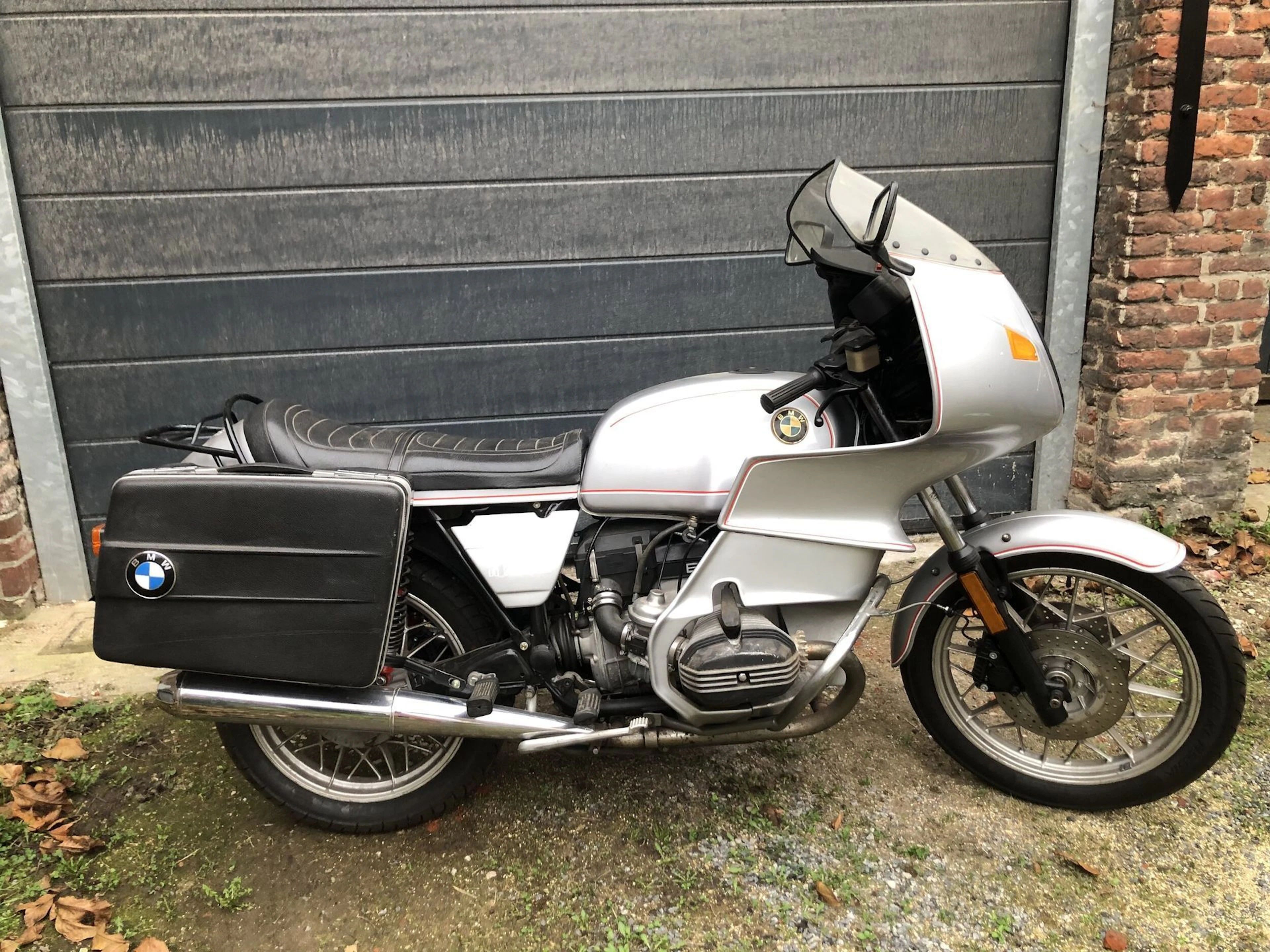 1982 - BMW R100 RS - Lot 17