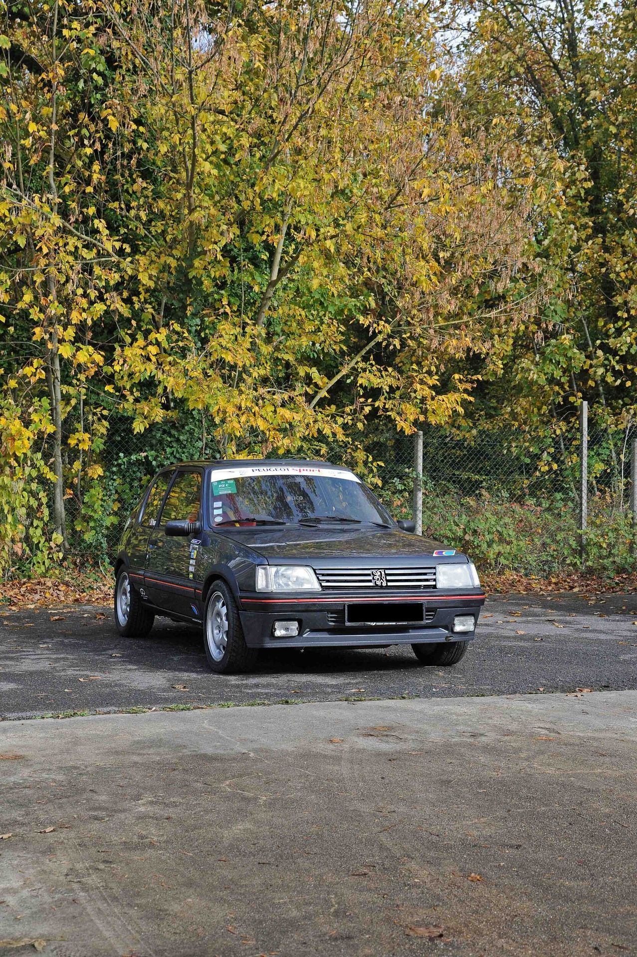 NOREV PEUGEOT 205 Gti 1.6 Graphite Gris 1988 1/18 184845 EUR 73,77