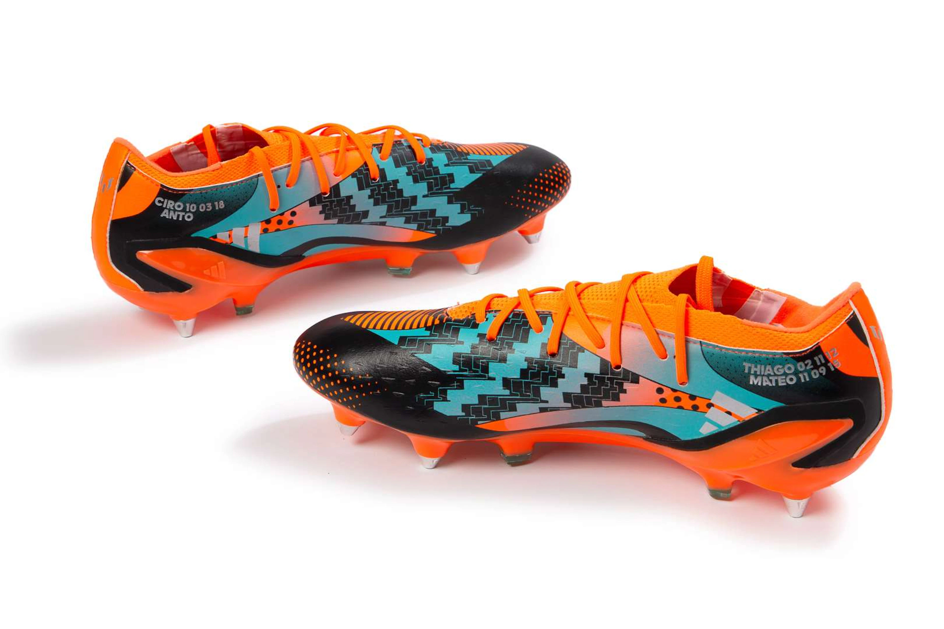 FOOTBALL Lionel MESSI, Football boots worn by the player for Paris