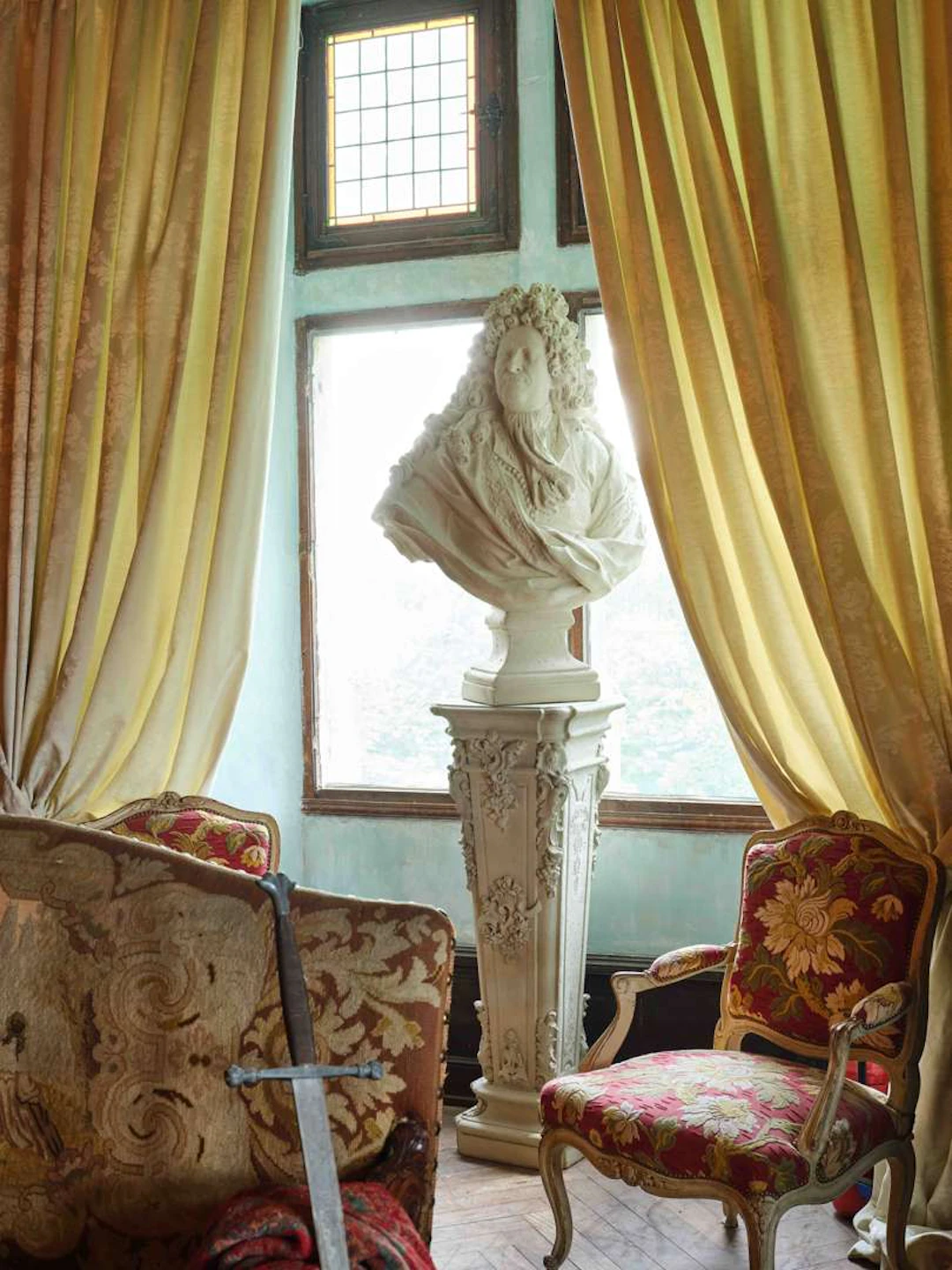 Colbert, Bust made of imitation reconstituted stone