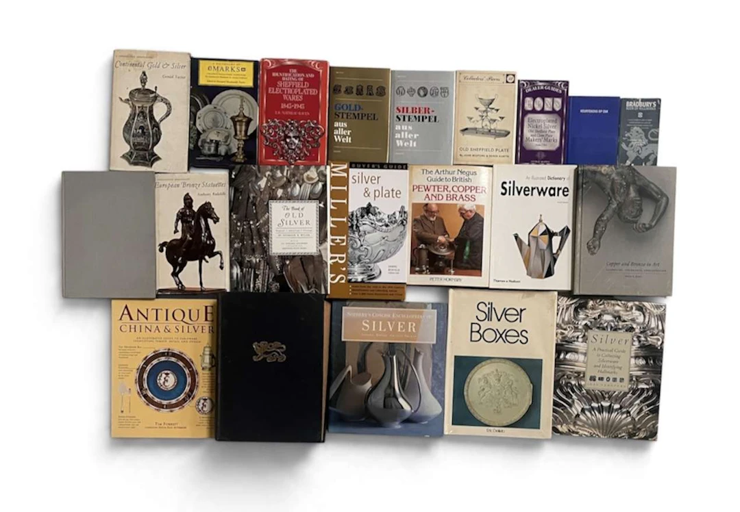 [ROYAUME-UNI / ARGENTERIE / ORFÈVRERIE / POINÇONS / MARQUES D’ORFÈVRES