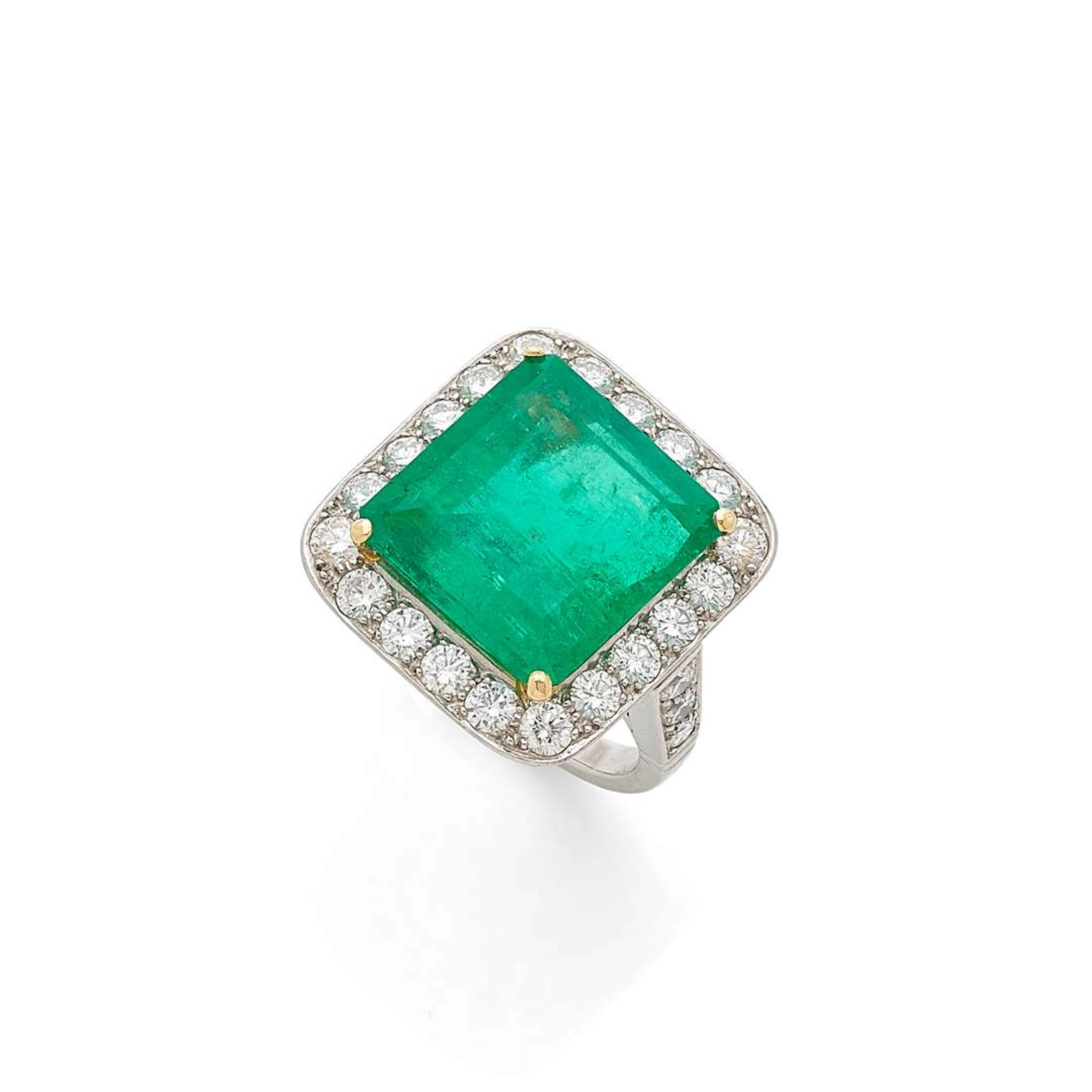 ‘EMERALD’ RING, Maison Wolfers