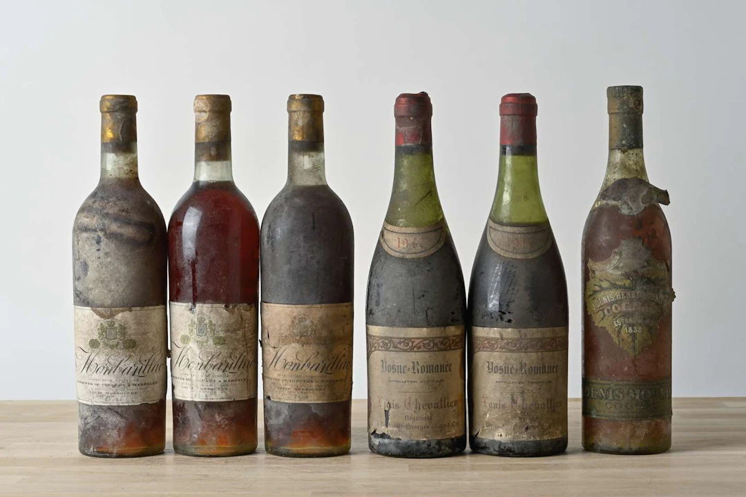 Louis Chevallier and others, Lot de vins (Haut Brion, Mouton Rothschild…)