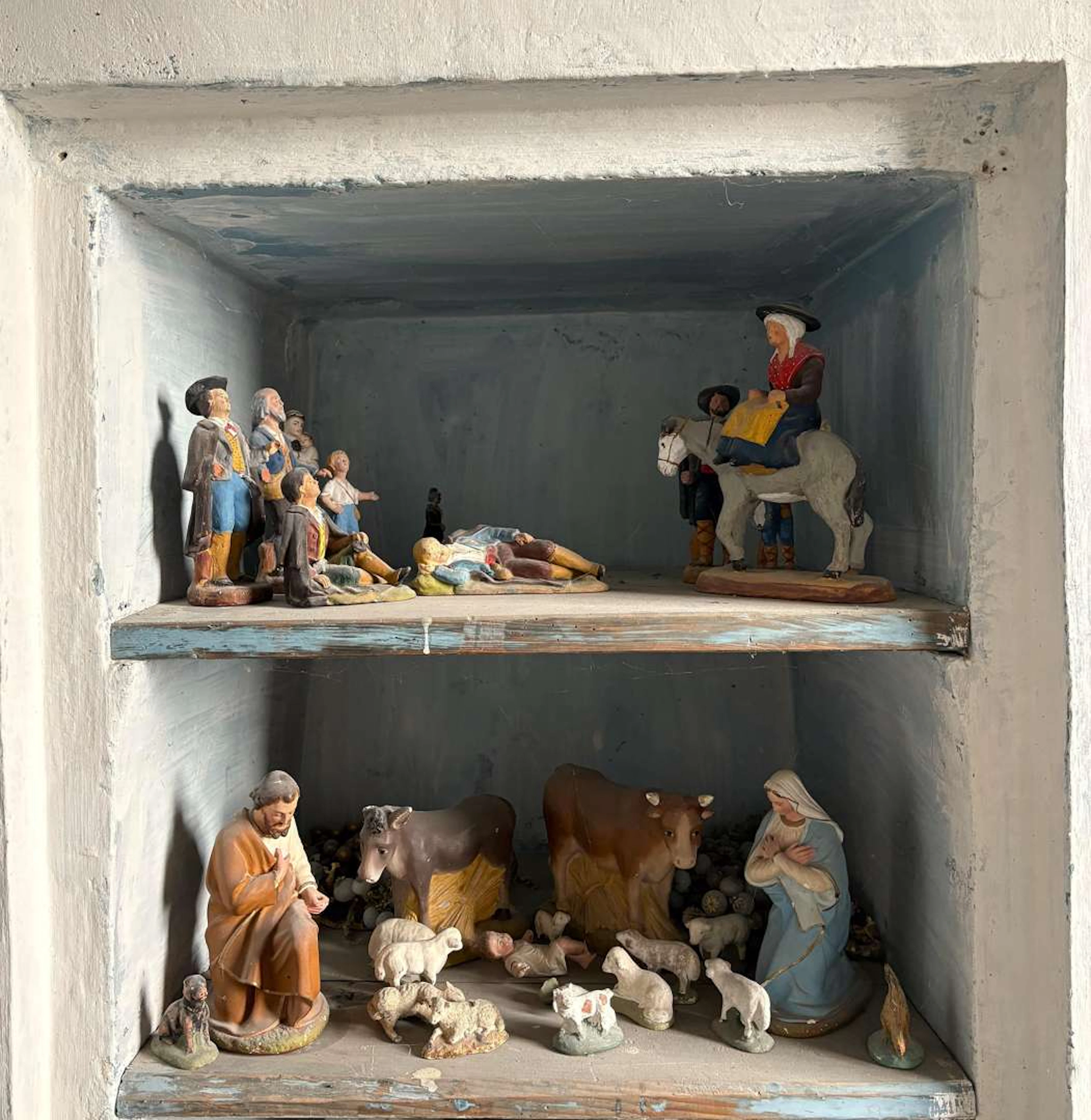 [SANTONS], Set of Provençal santons and nativity scene figures