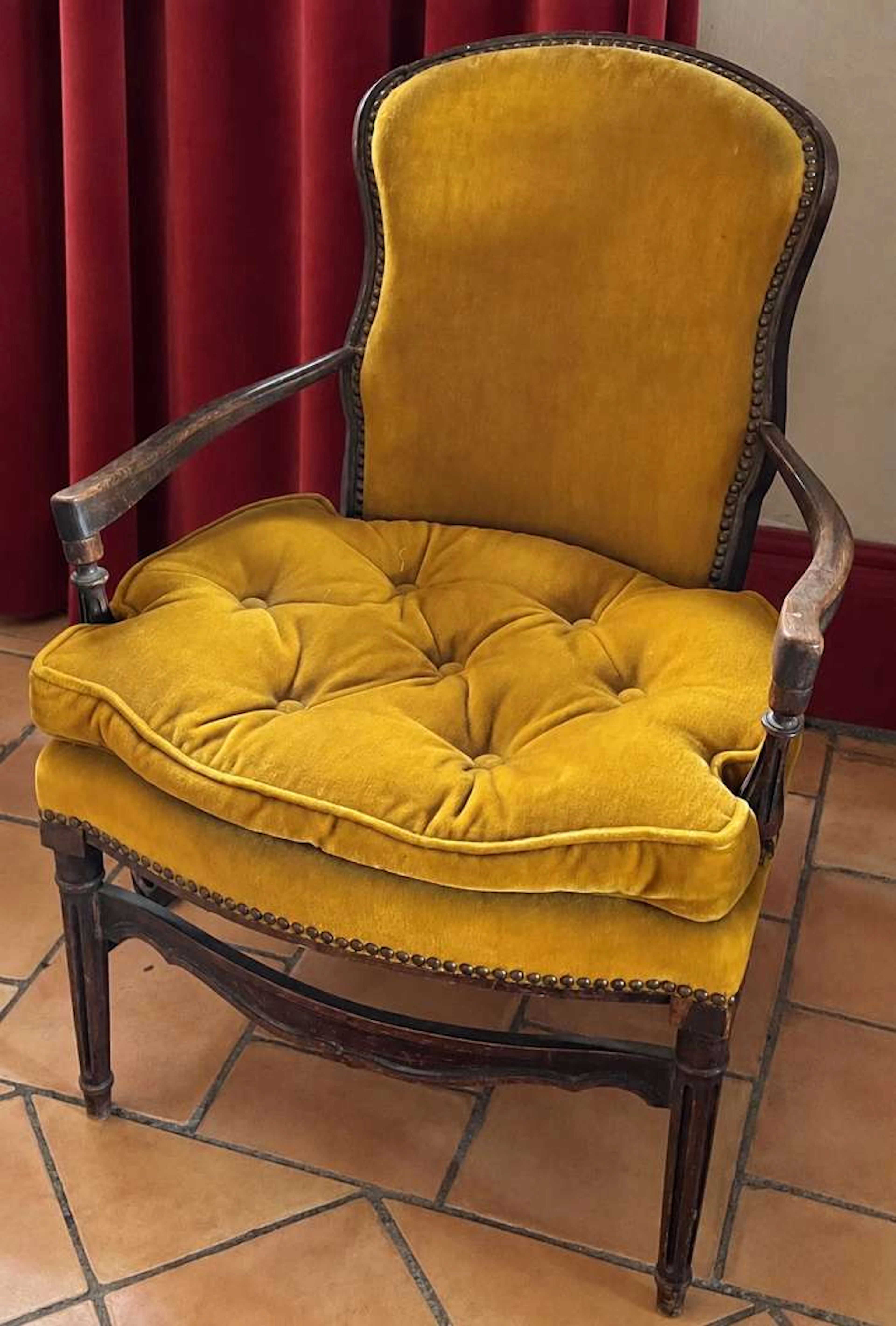 Pair of armchairs, carved from wood