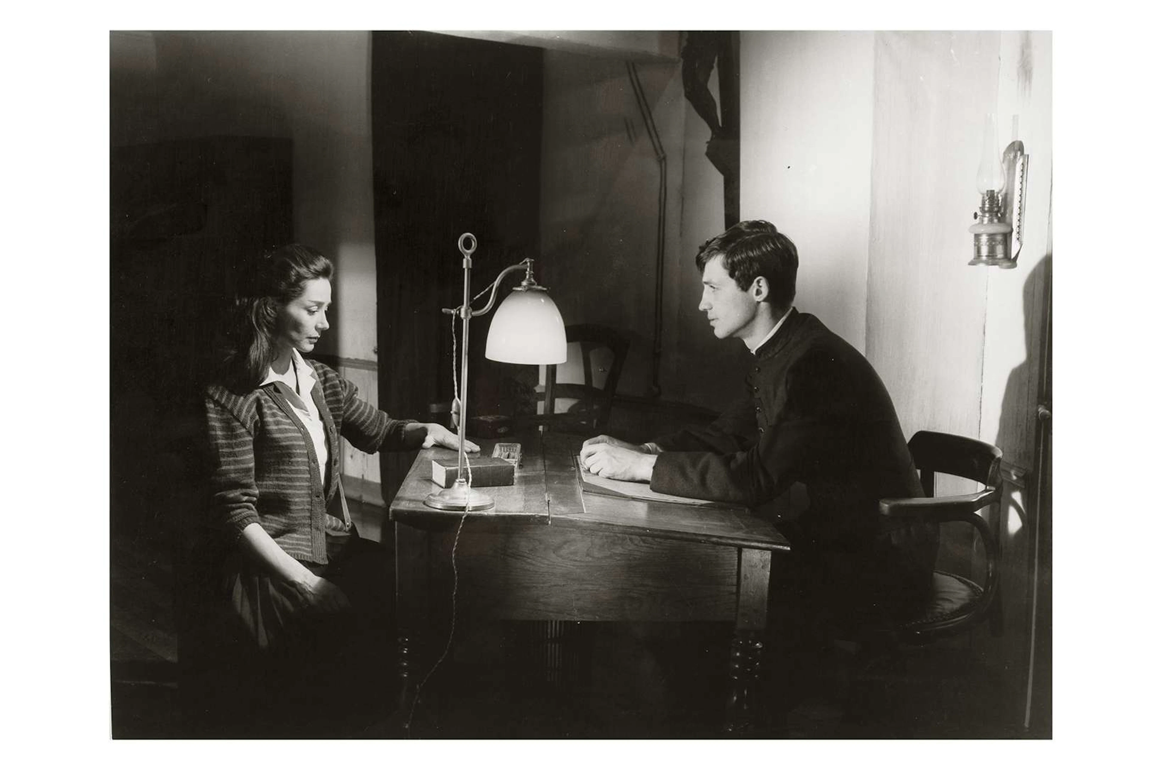 Raymond CAUCHETIER (1920–2021), Léon Morin, Priest. Jean-Pierre Melville.