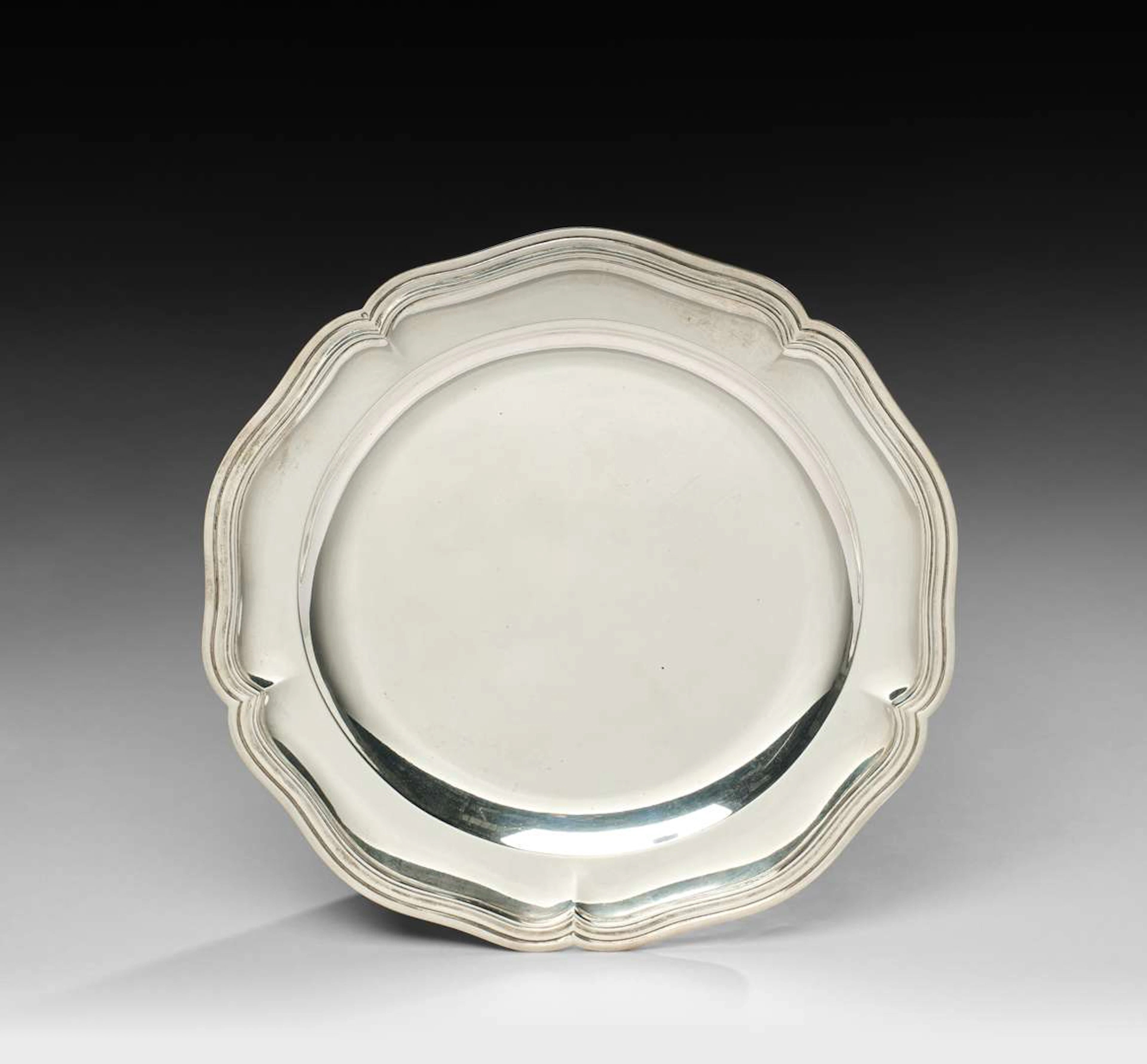 ROUND PLATE