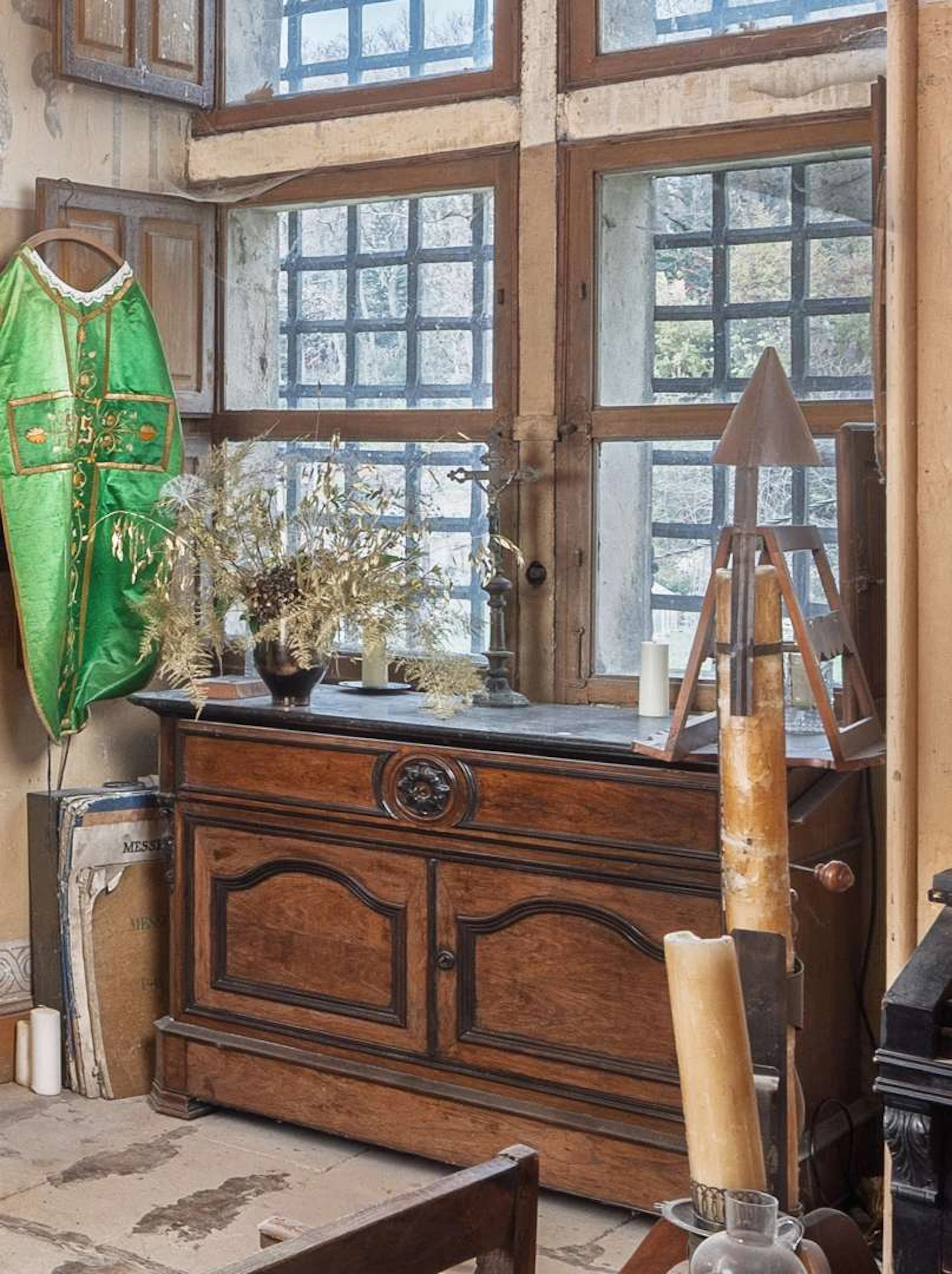 Liturgical linen cupboard, made of wood and veneer