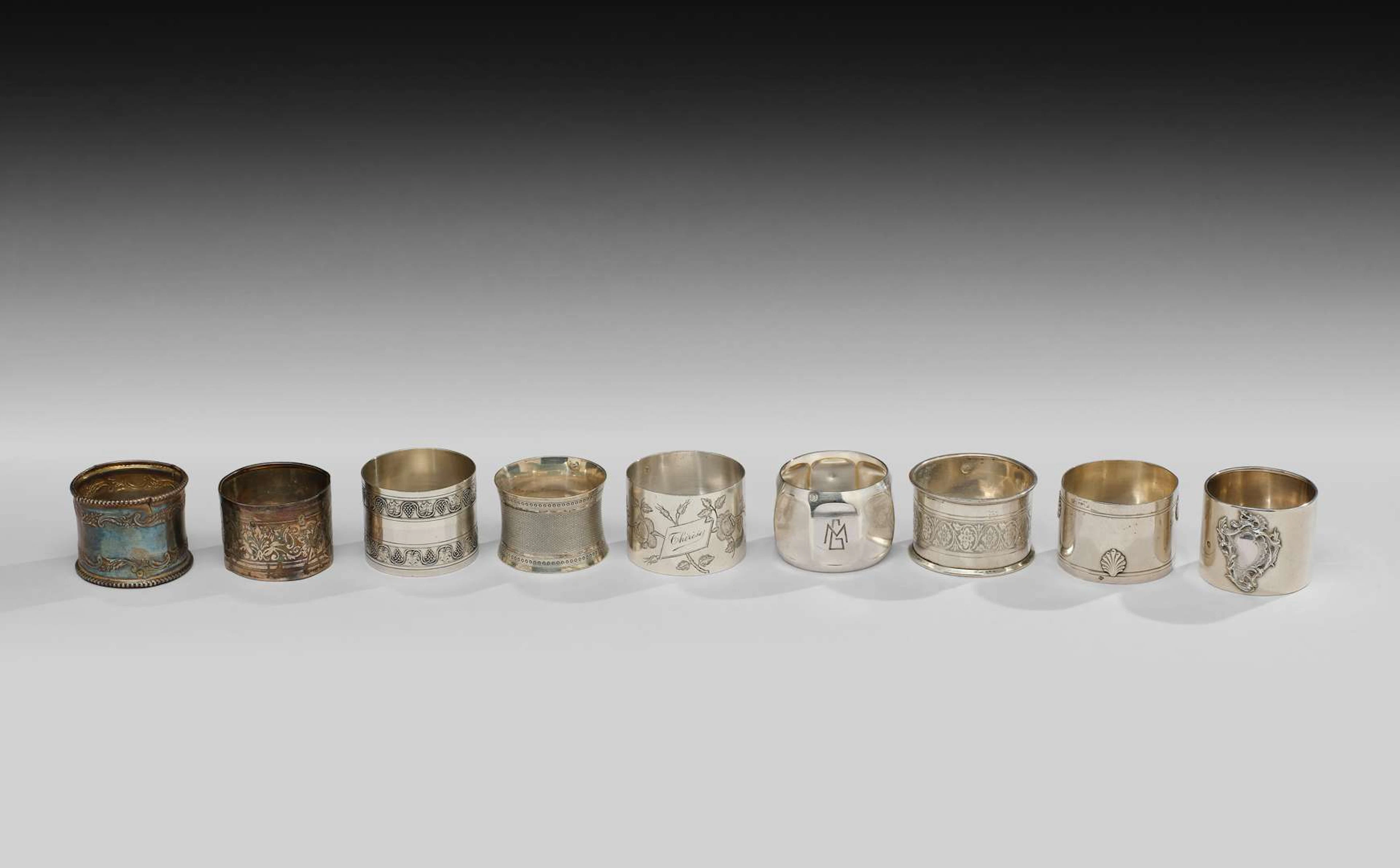 NINE NAPKIN RINGS