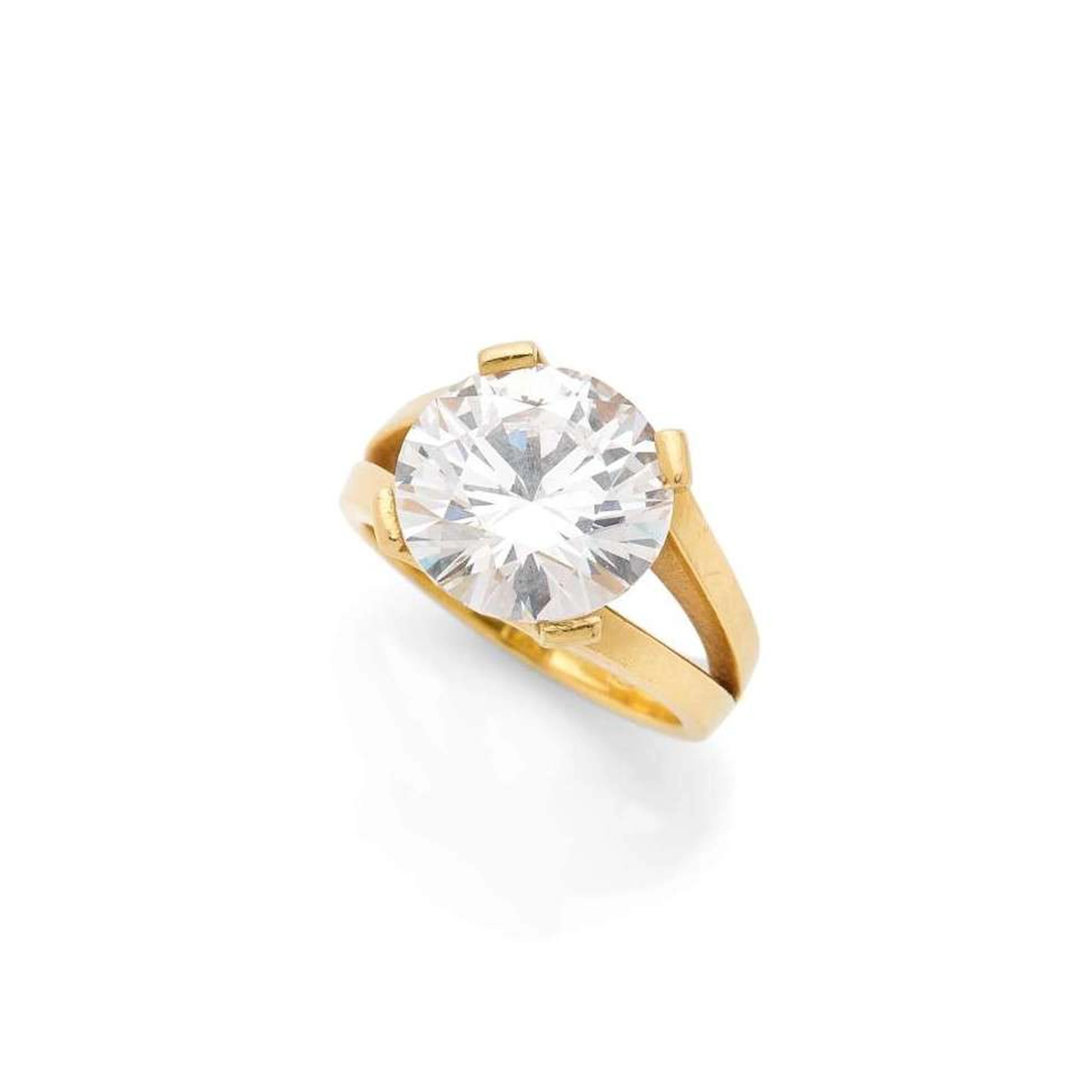 “DIAMOND” RING
