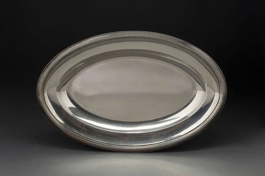 OVAL PLATE