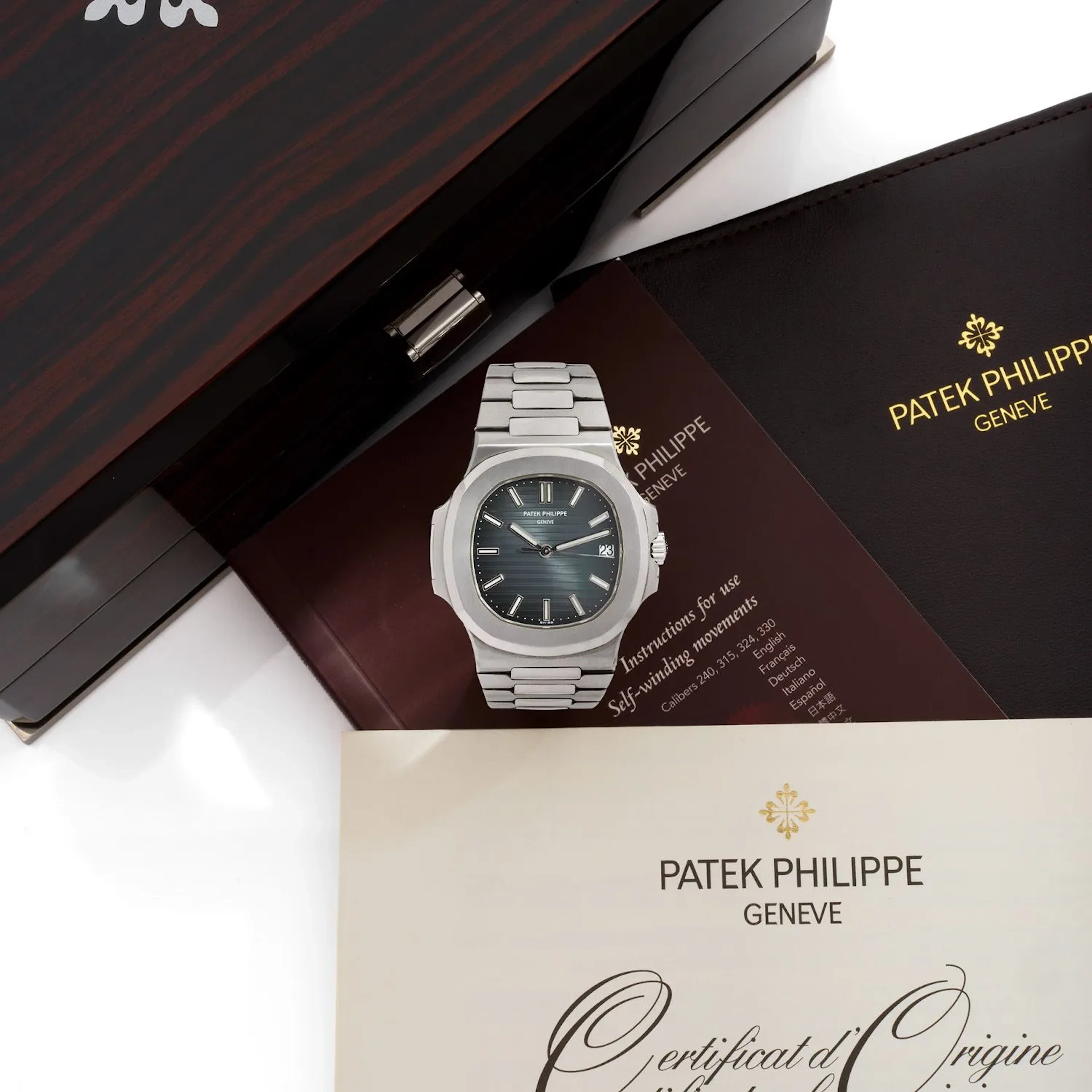 PATEK PHILIPPE - Lot 33