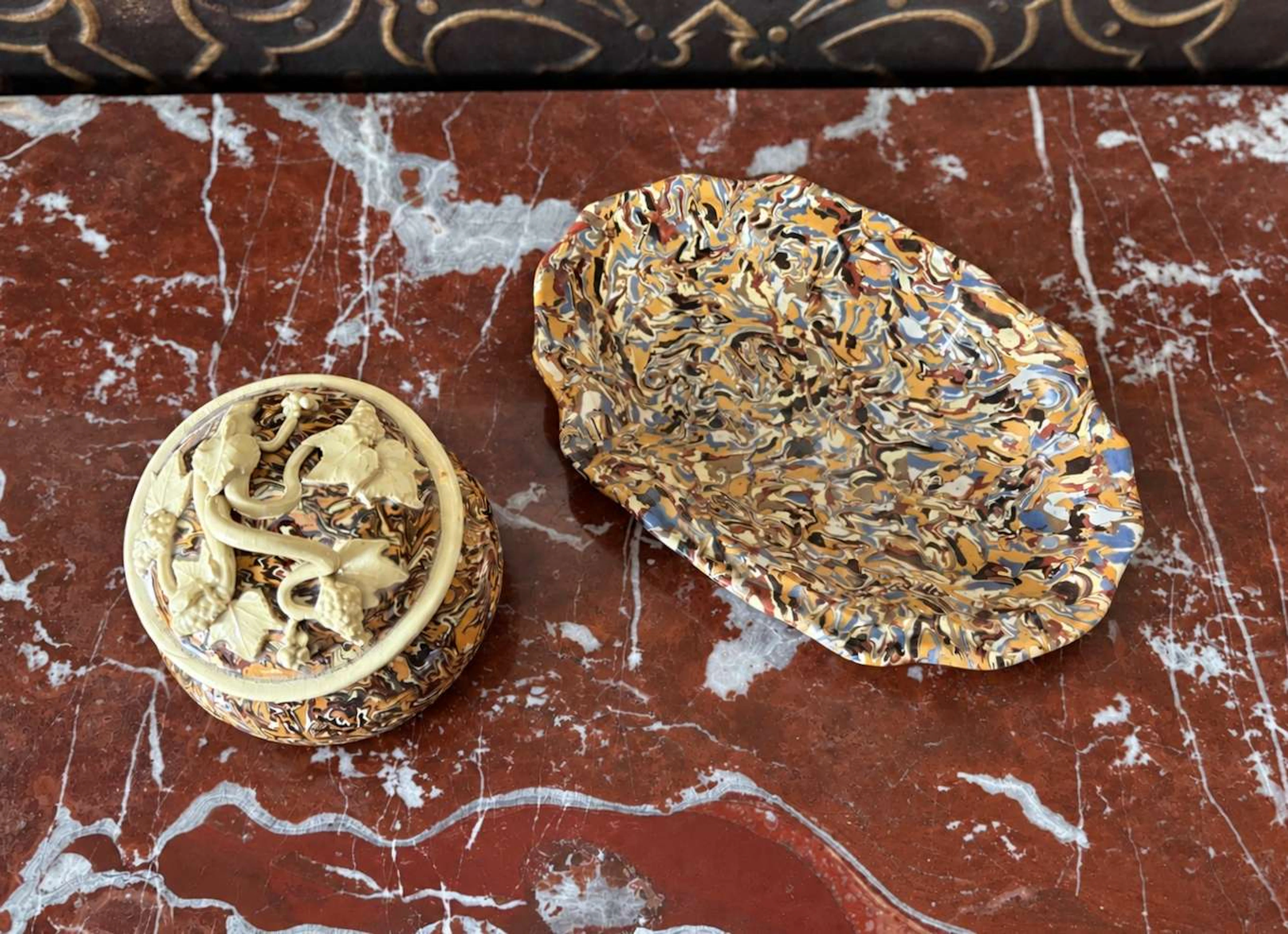 APT, Two pieces of marbled earthenware