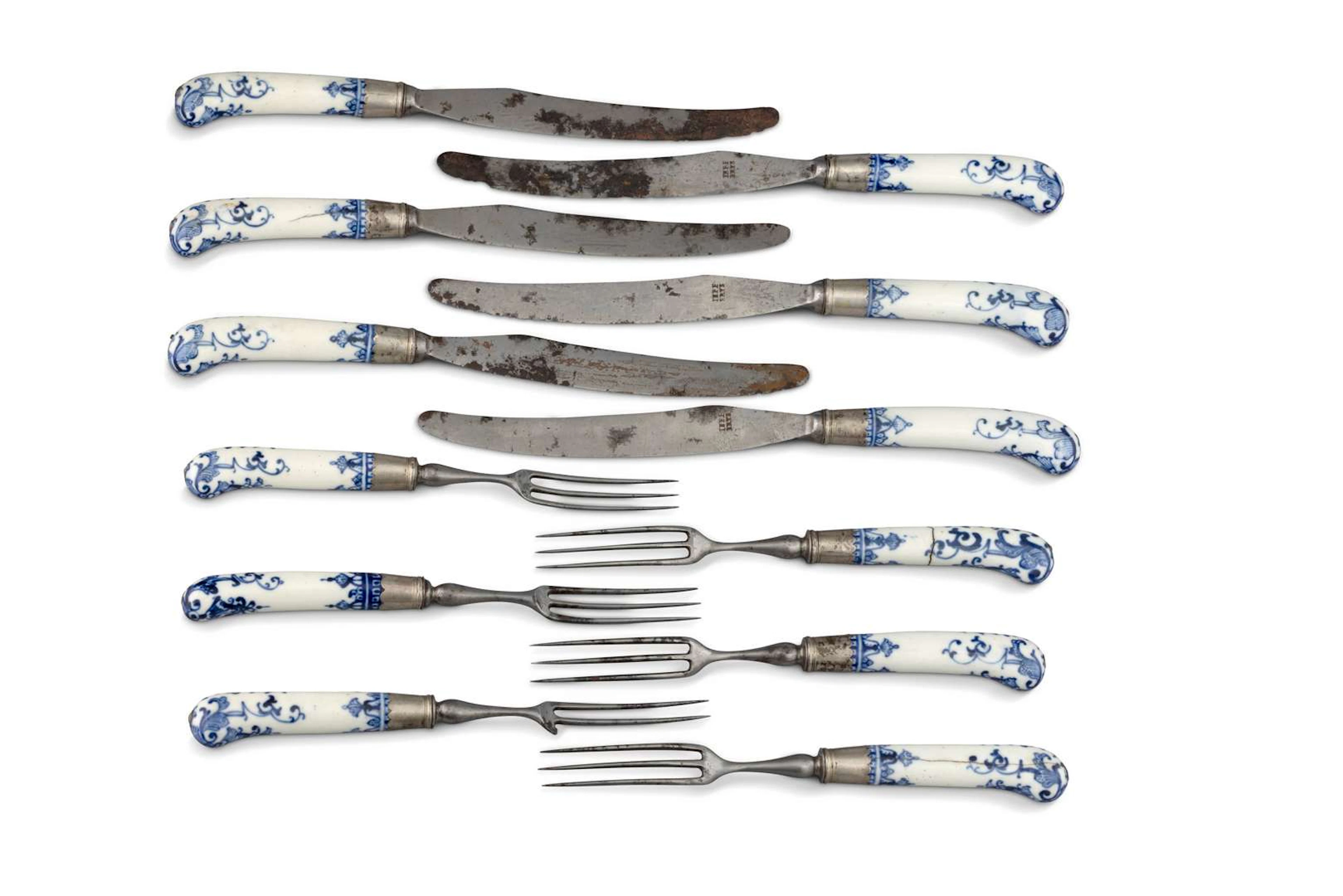 RARE SET OF TWELVE TABLE CUTLERY PIECES