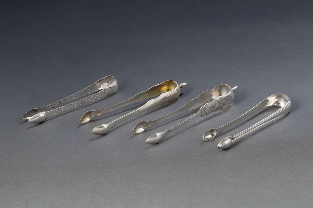 FOUR SUGAR CLAMPS