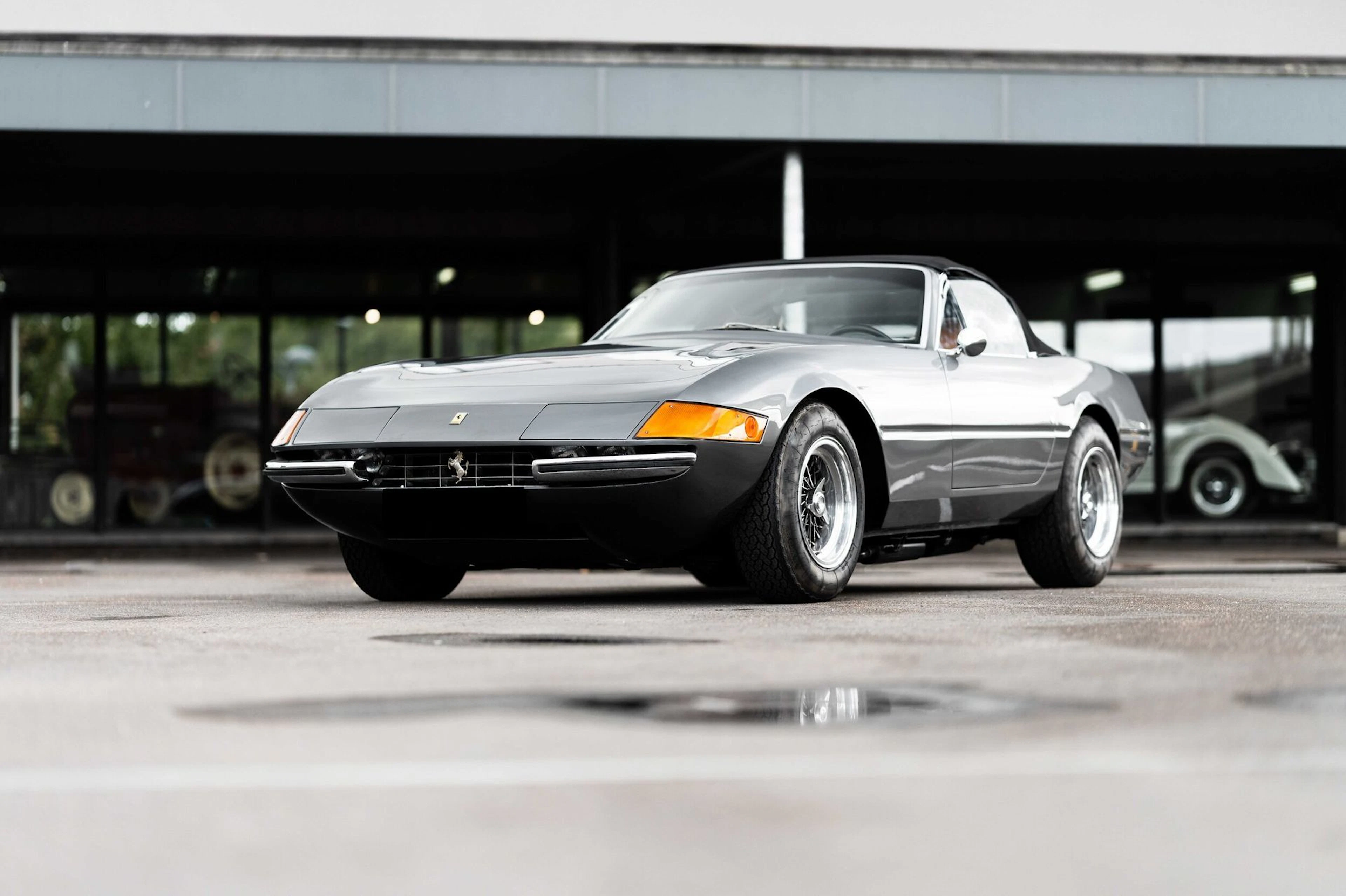 1971 - Ferrari 365 GTB/4 Daytona Spider by Straman - Lot 100