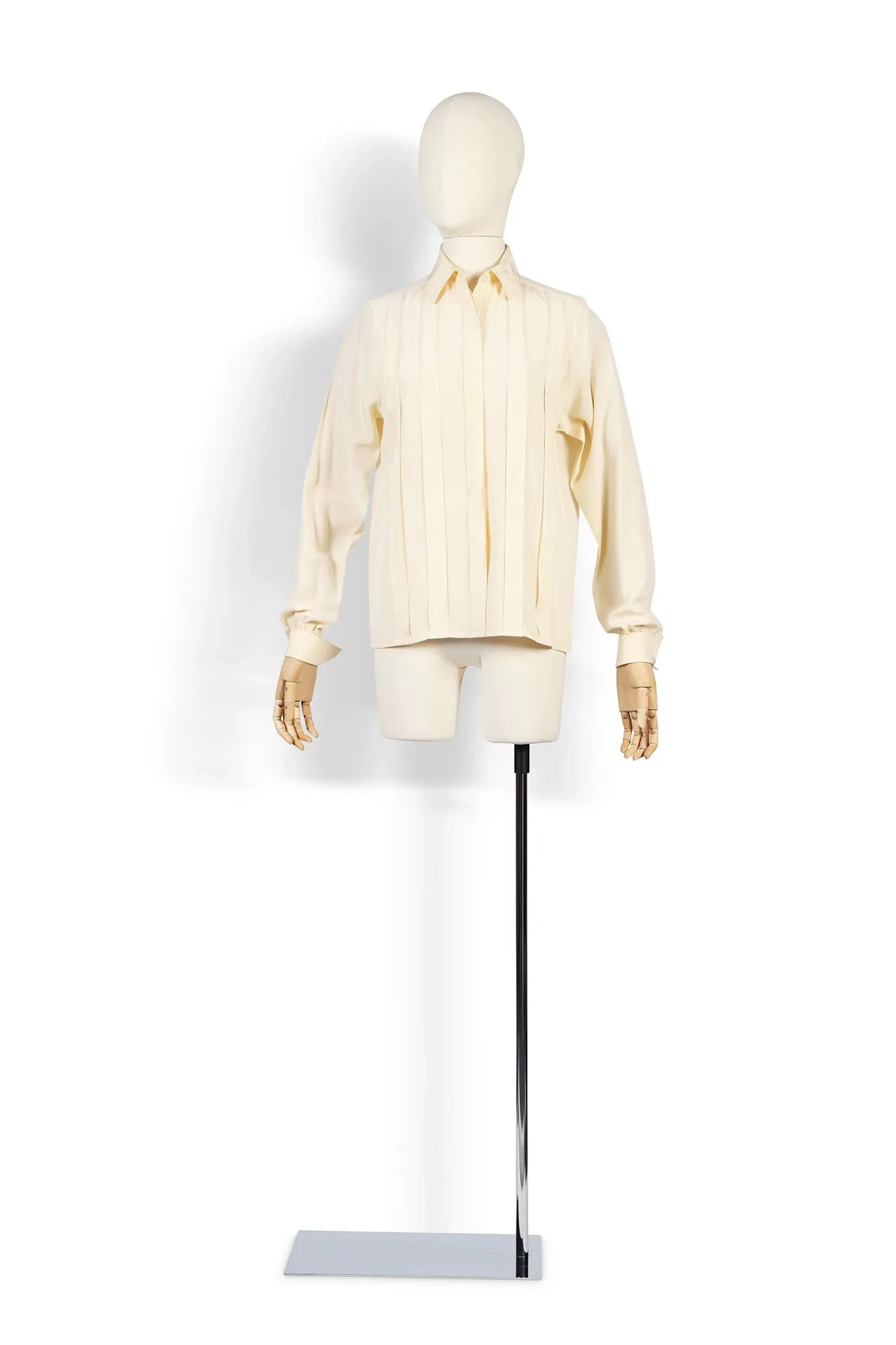 CHANEL - Lot 399