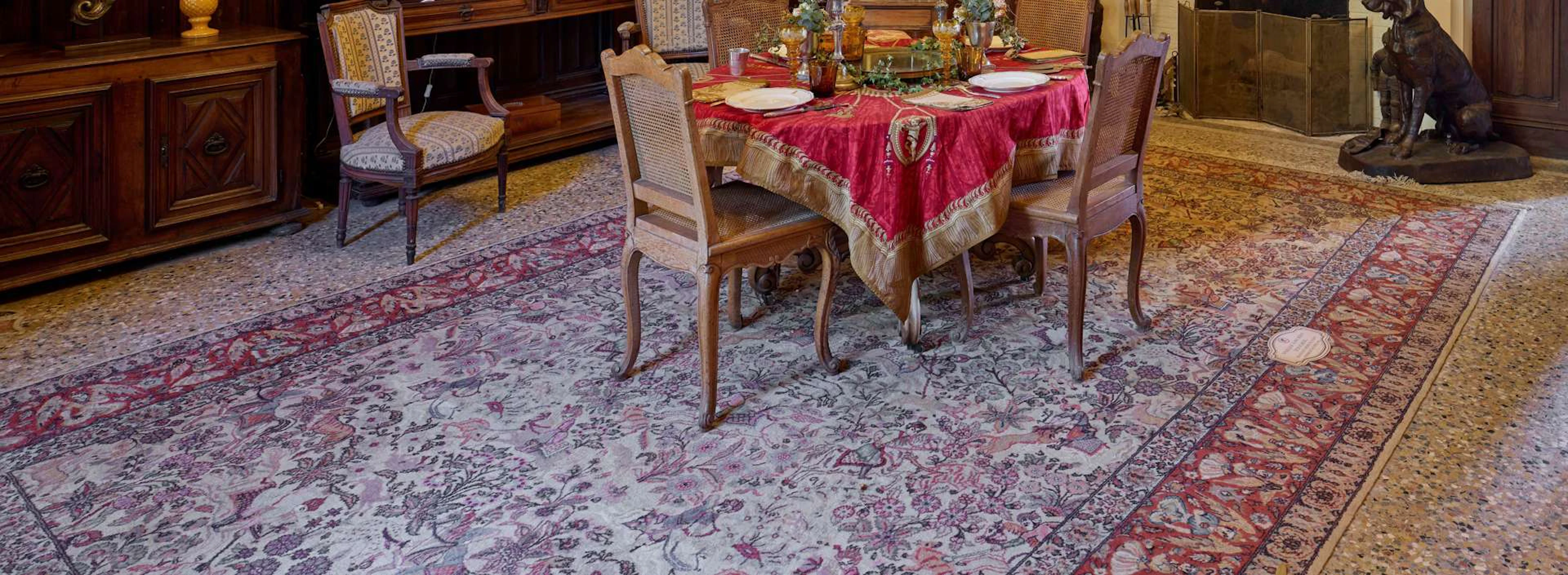 Very large rug, made of wool