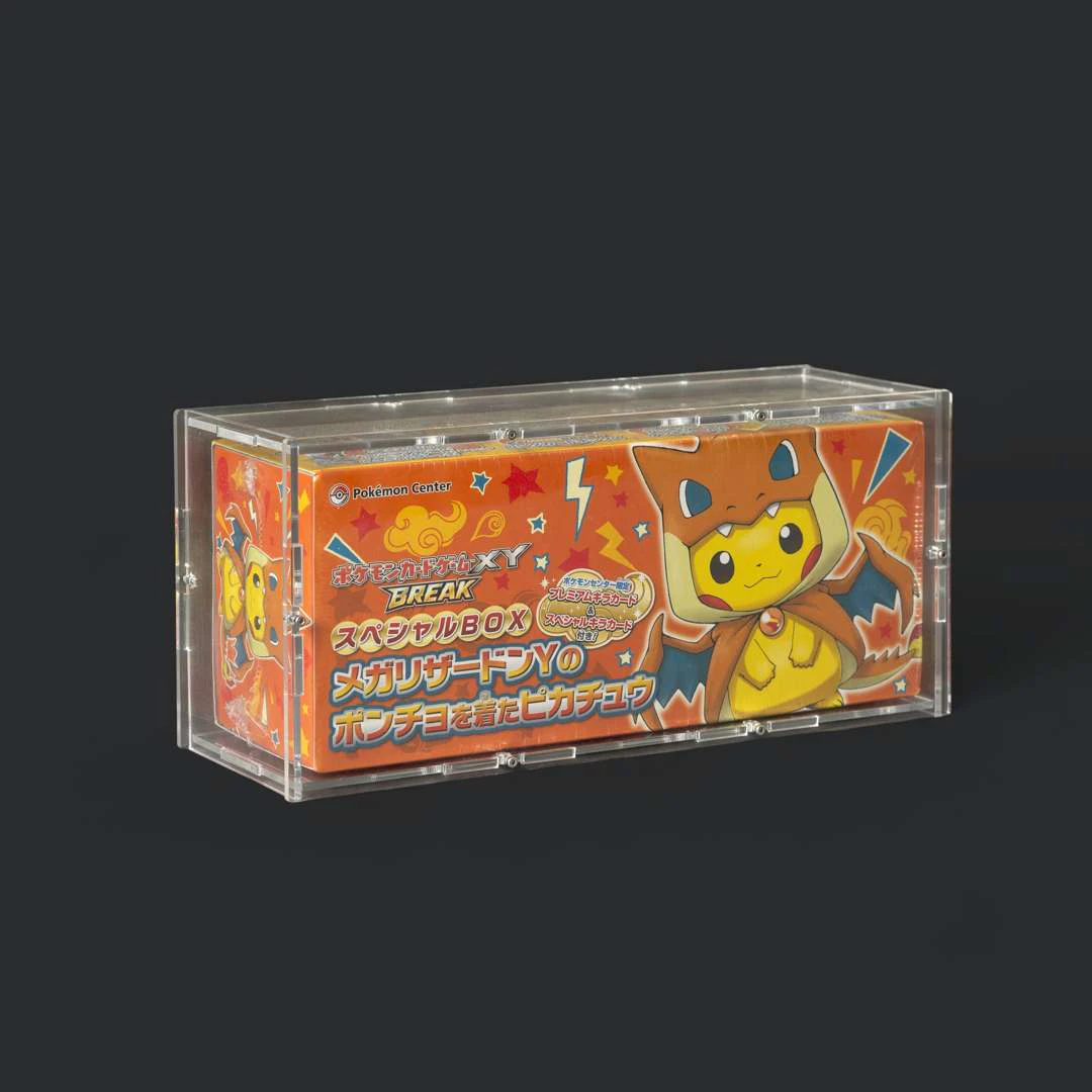 Pokémon: Pikachu Poncho Box Mega Charizard Y