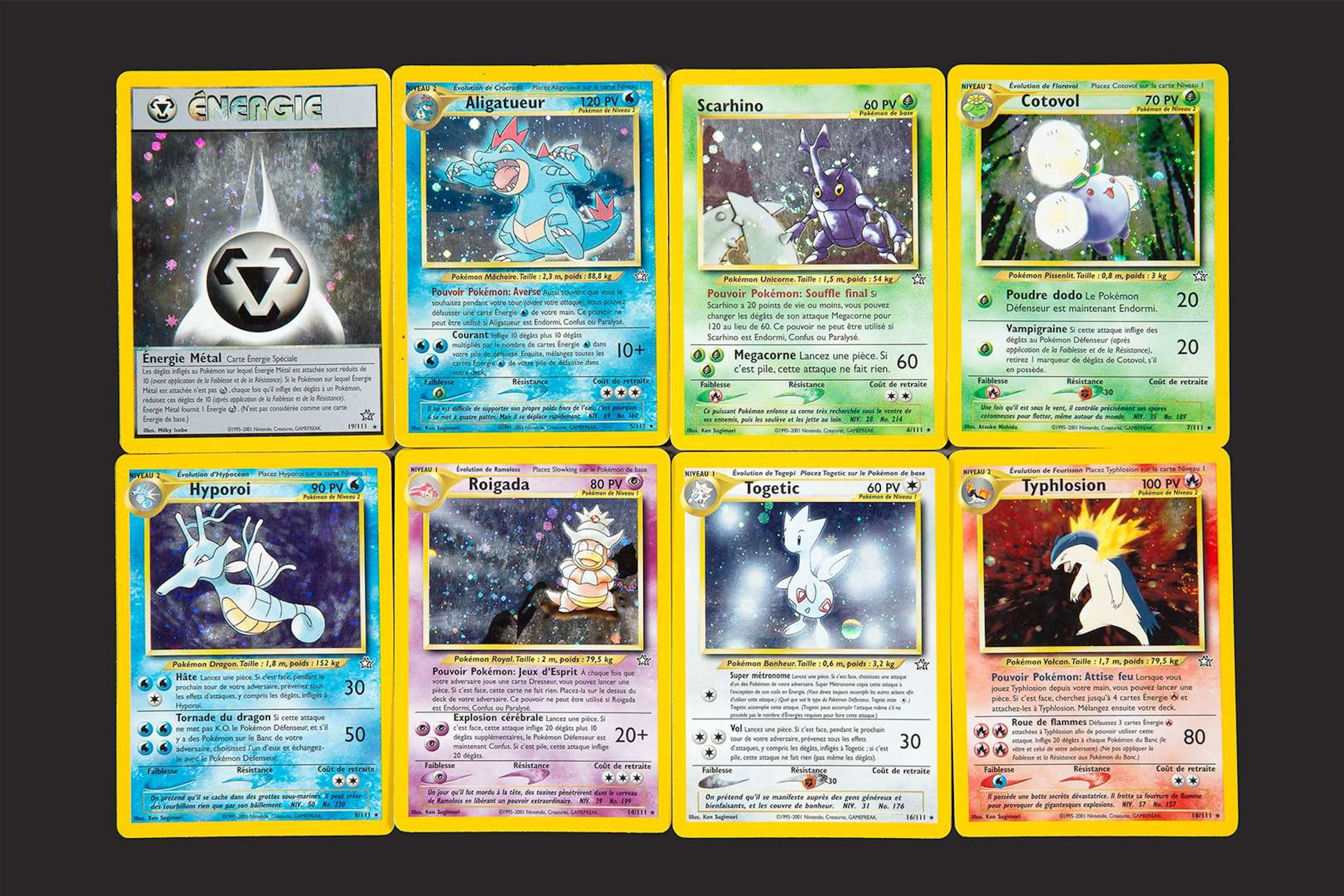 Pokémon: 8 holographic cards