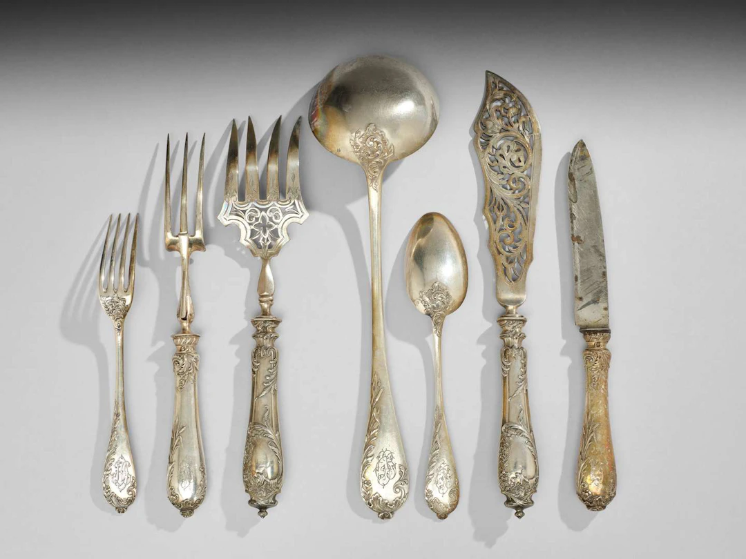 SERVICE SECTION